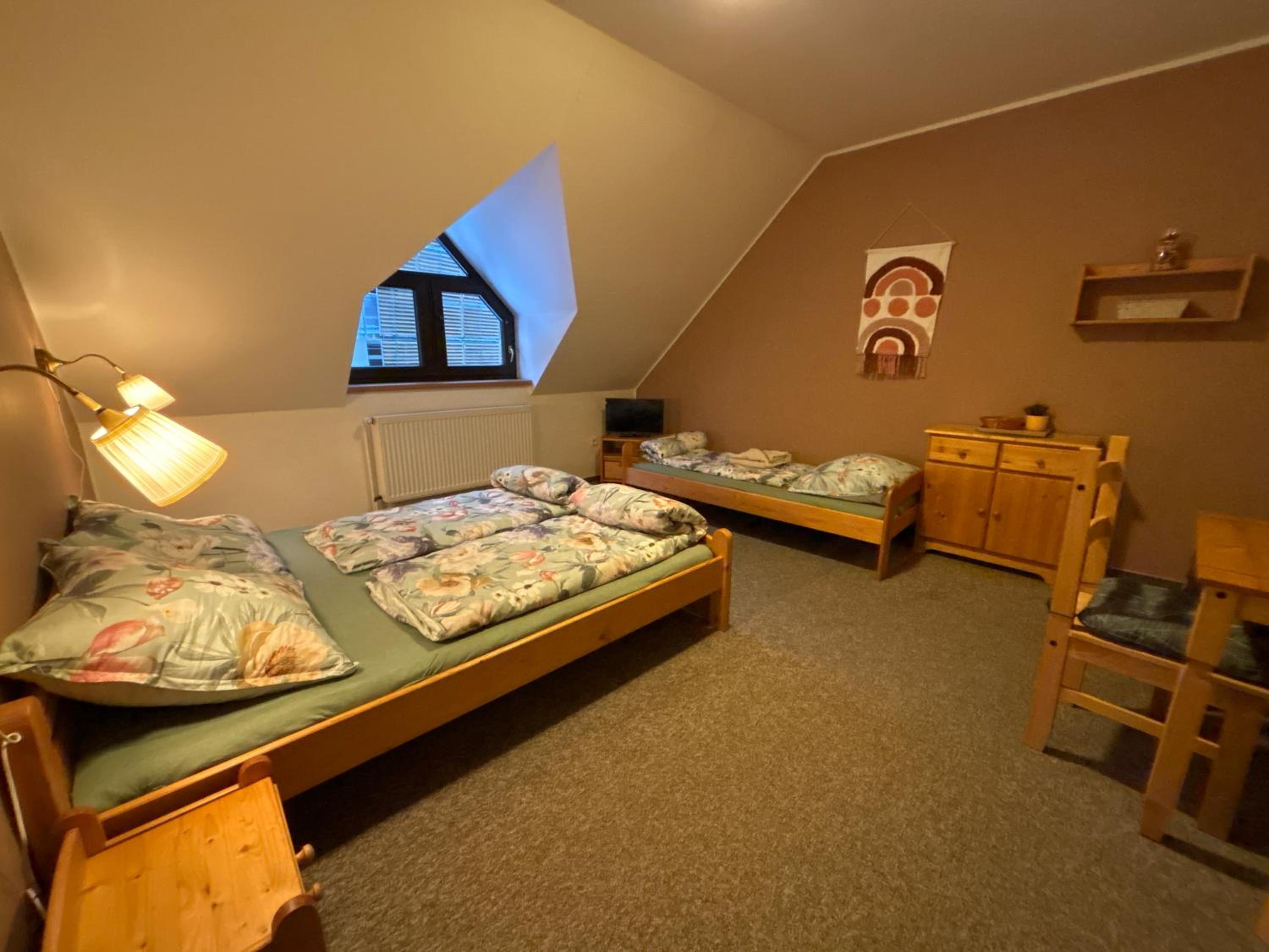 Comfort Triple Room