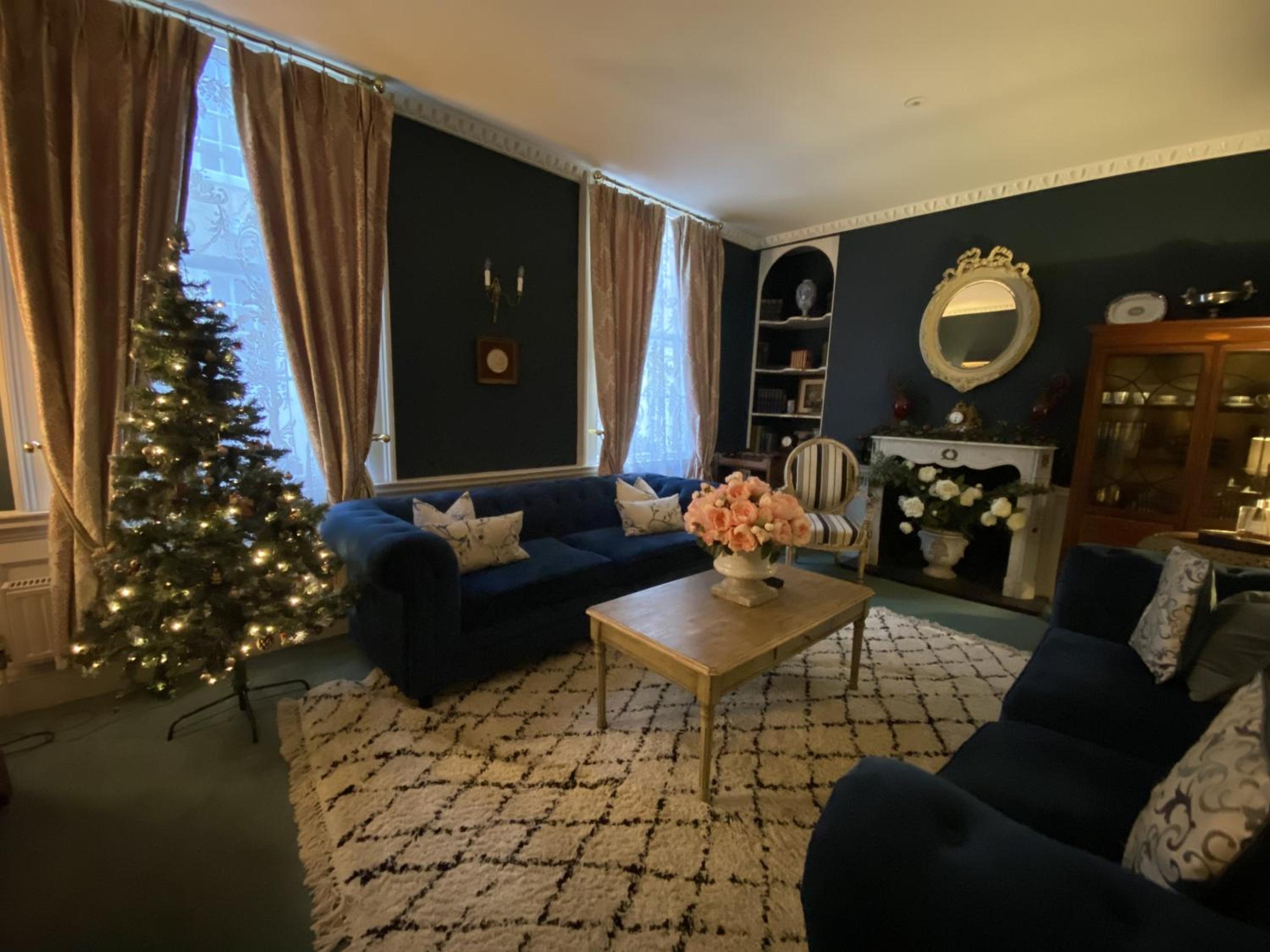 Four-Bedroom House - Photo 8