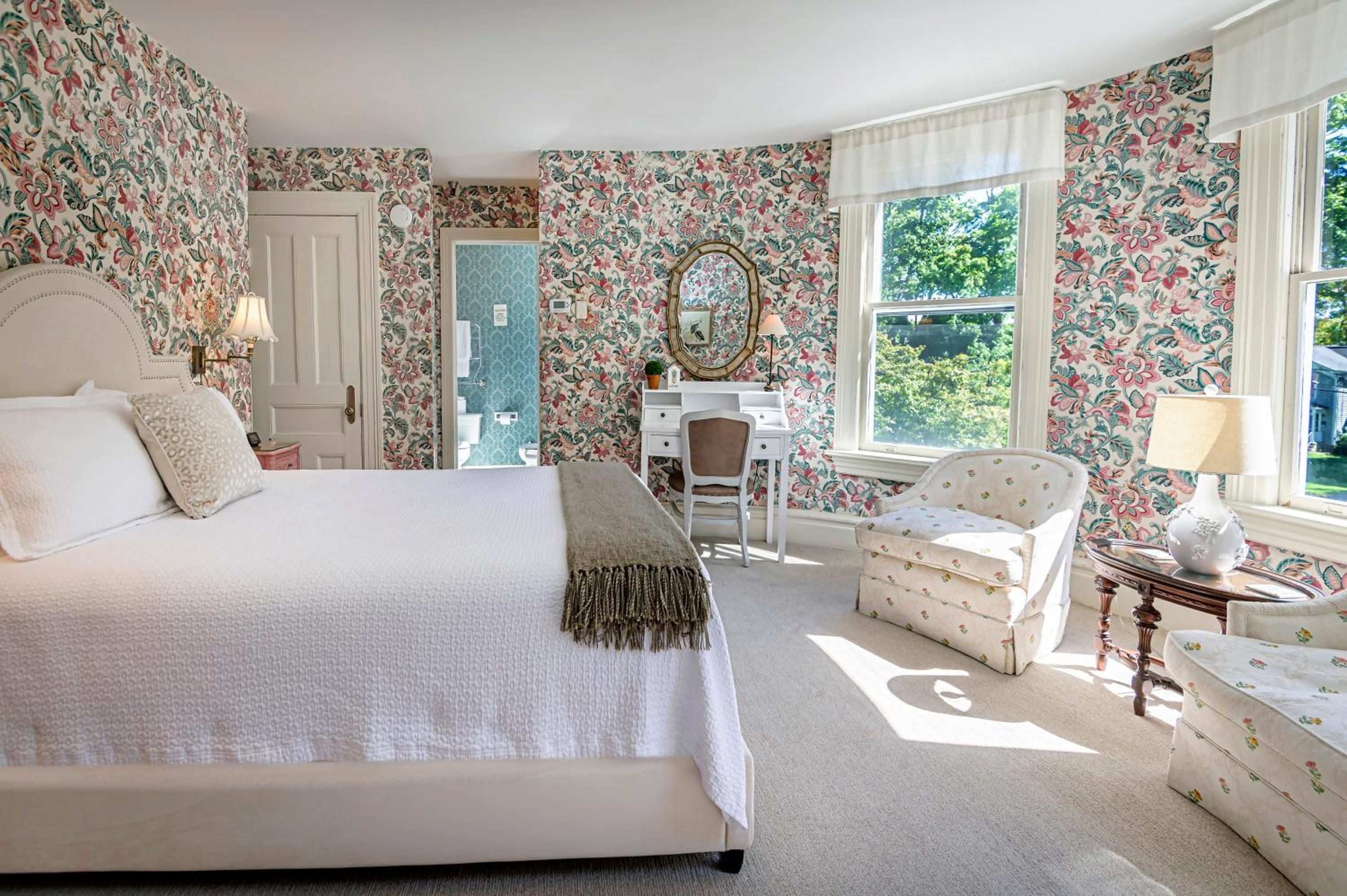 Queen Room