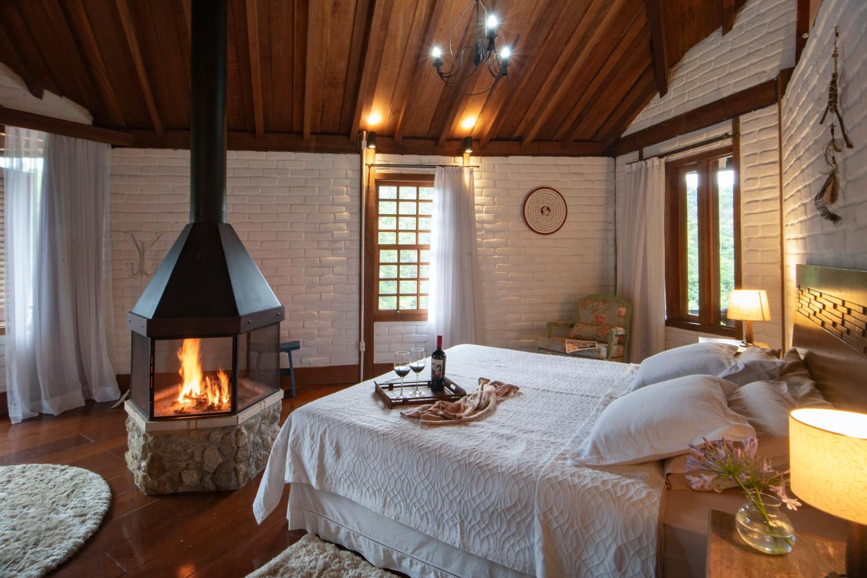 Deluxe Family Suite photo 3