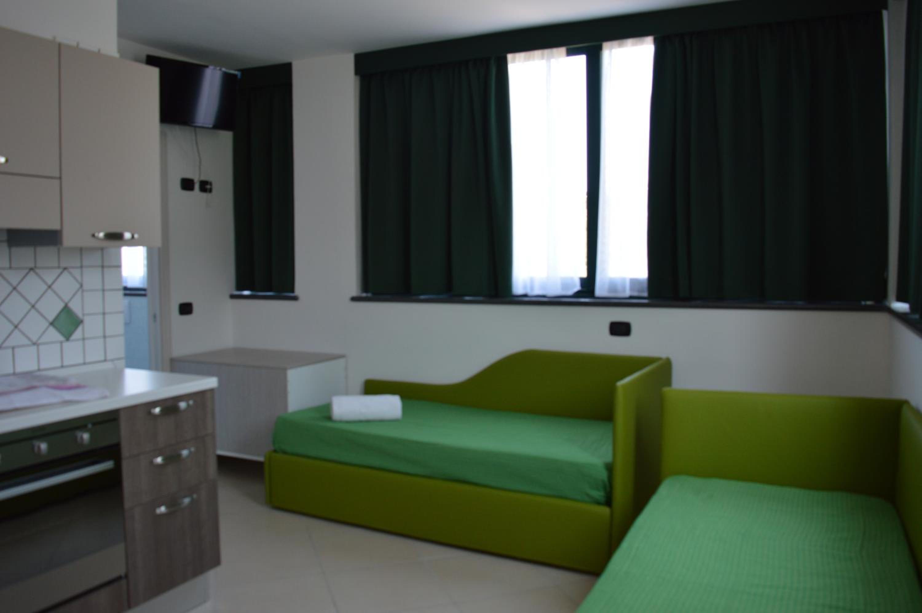 One-Bedroom House photo 3