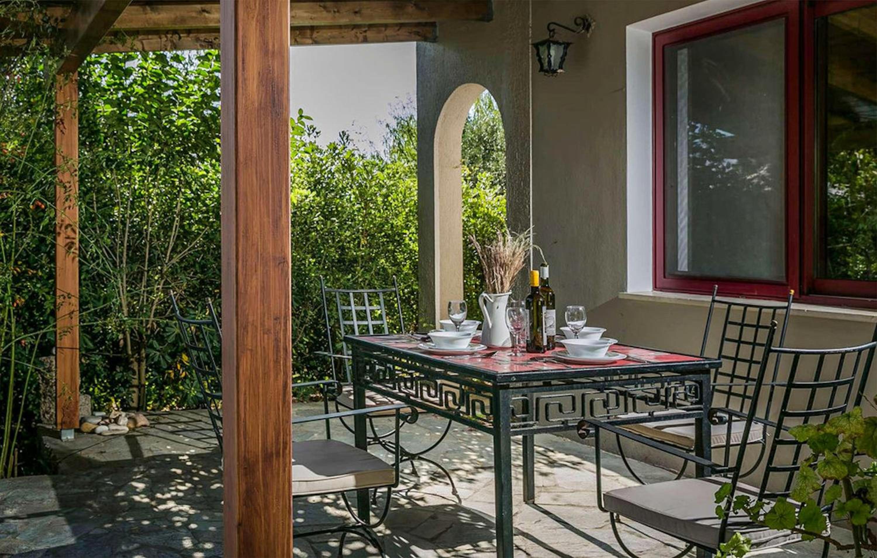 Villa photo 2