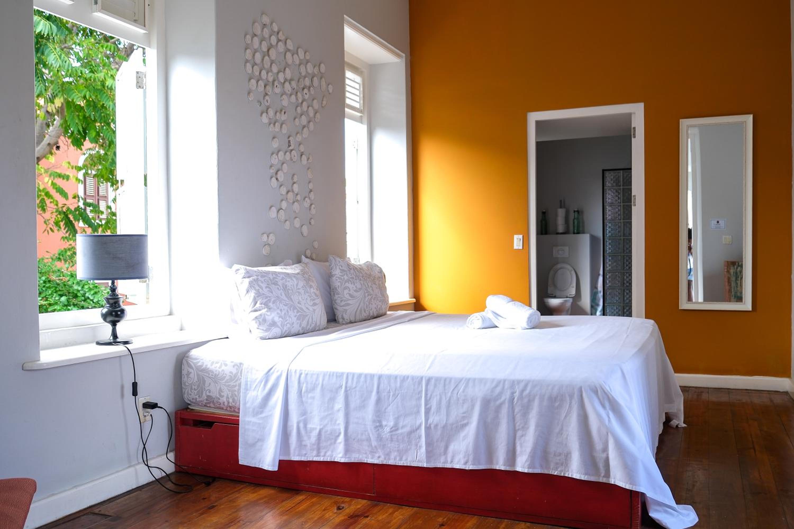 Apartment mit Balkon