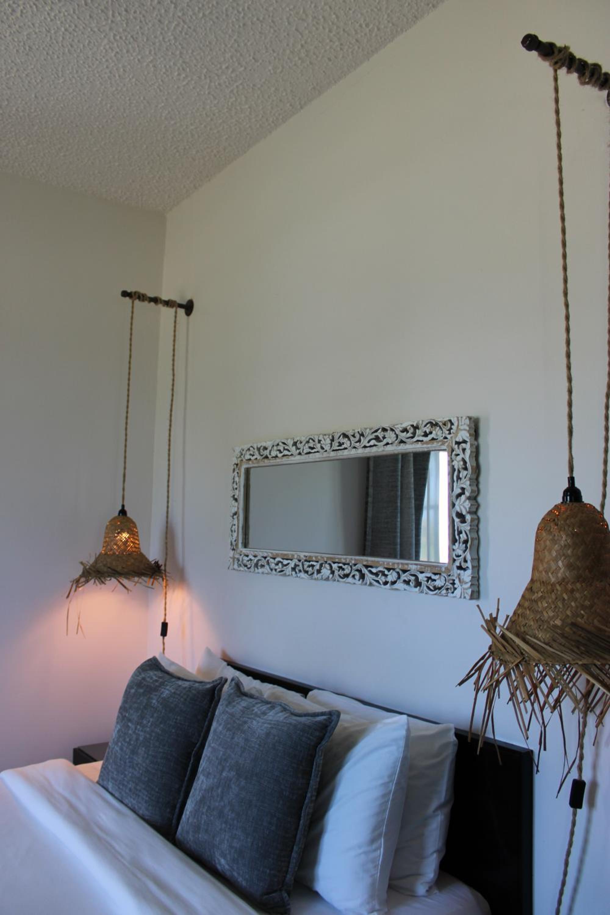 Superior One-Bedroom Apartment