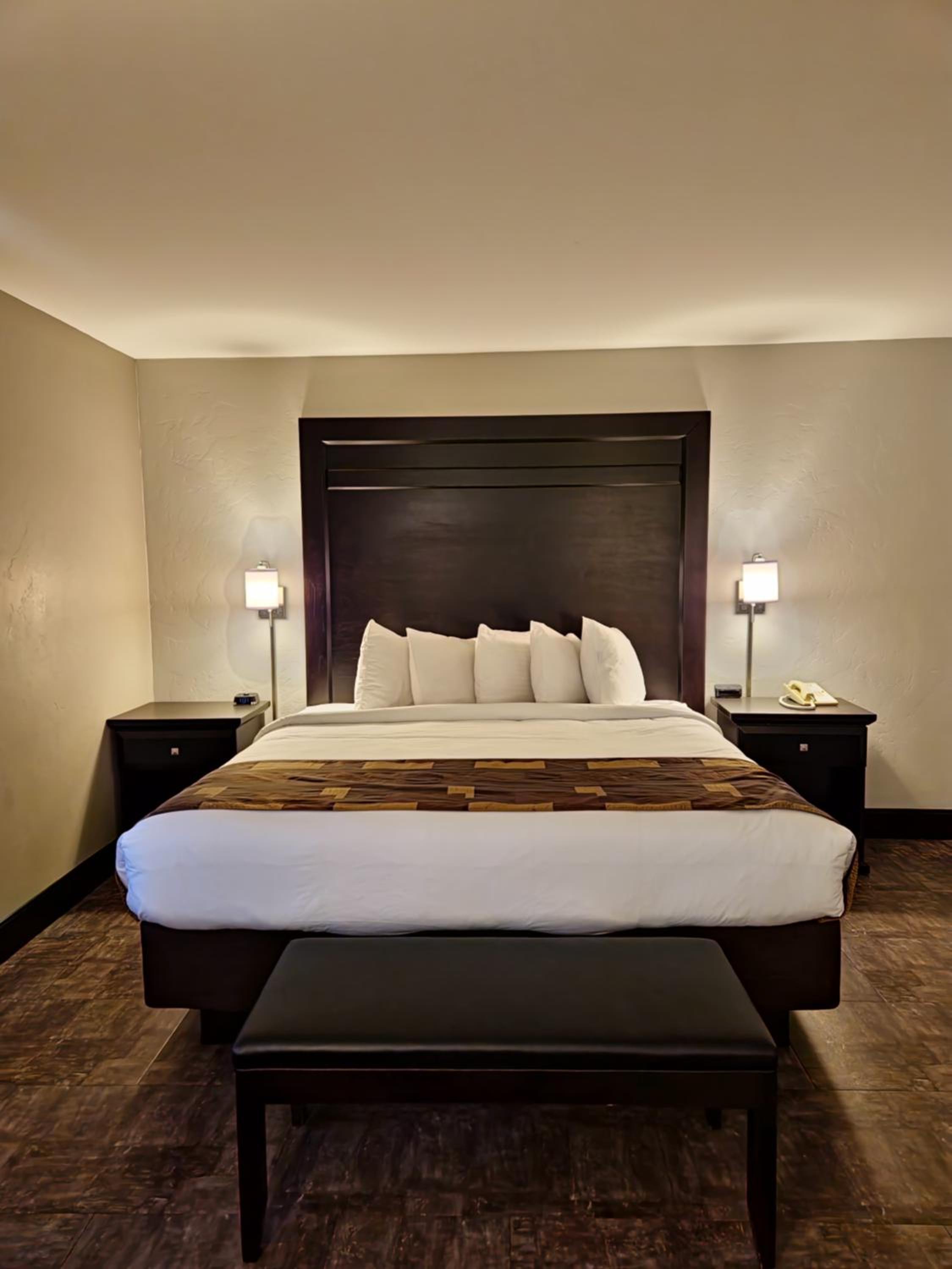 King Suite - Photo 1