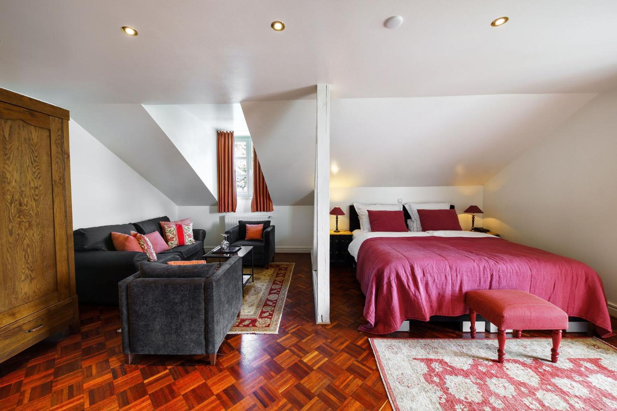 Junior Suite with Balcony photo 2