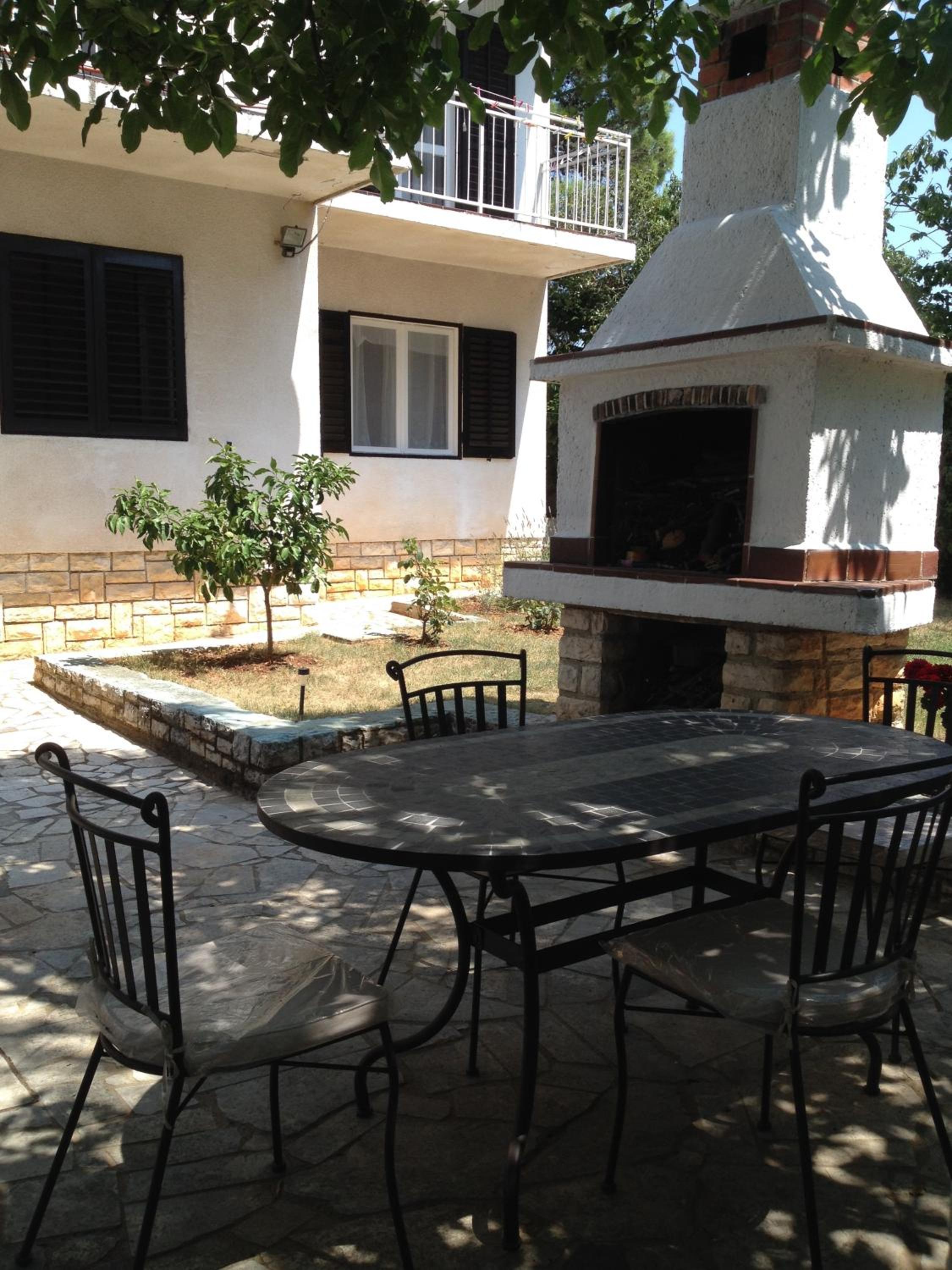 Apartment with Terrace photo 3