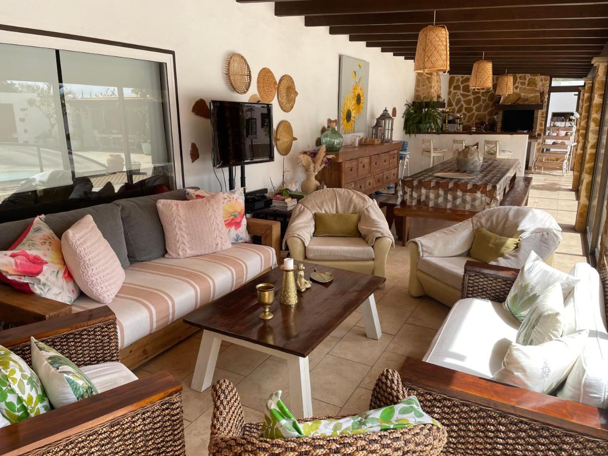 Villa with Private Pool photo 2