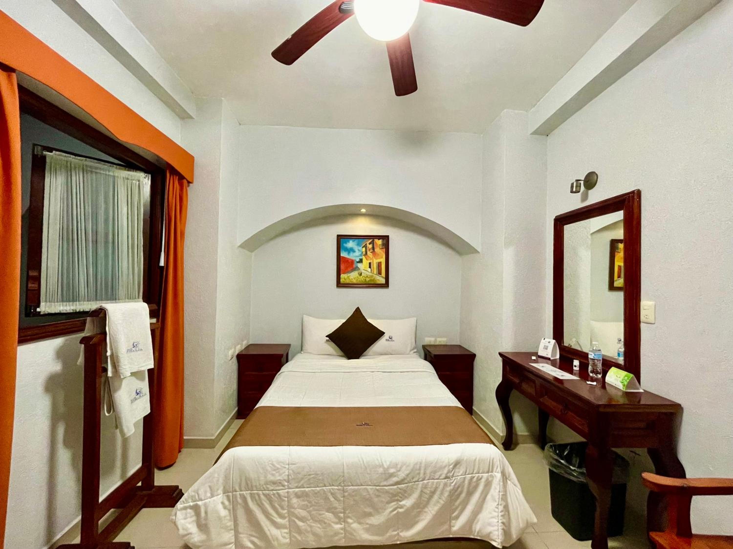 Double Room - Photo 1
