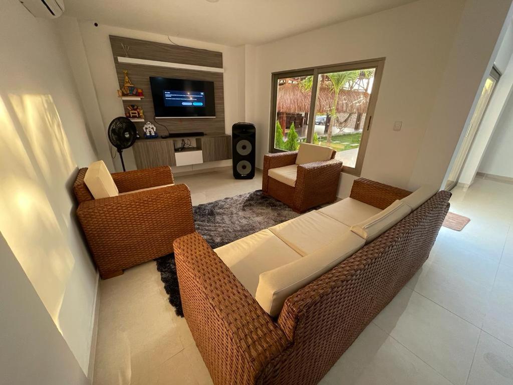 Villa photo 1