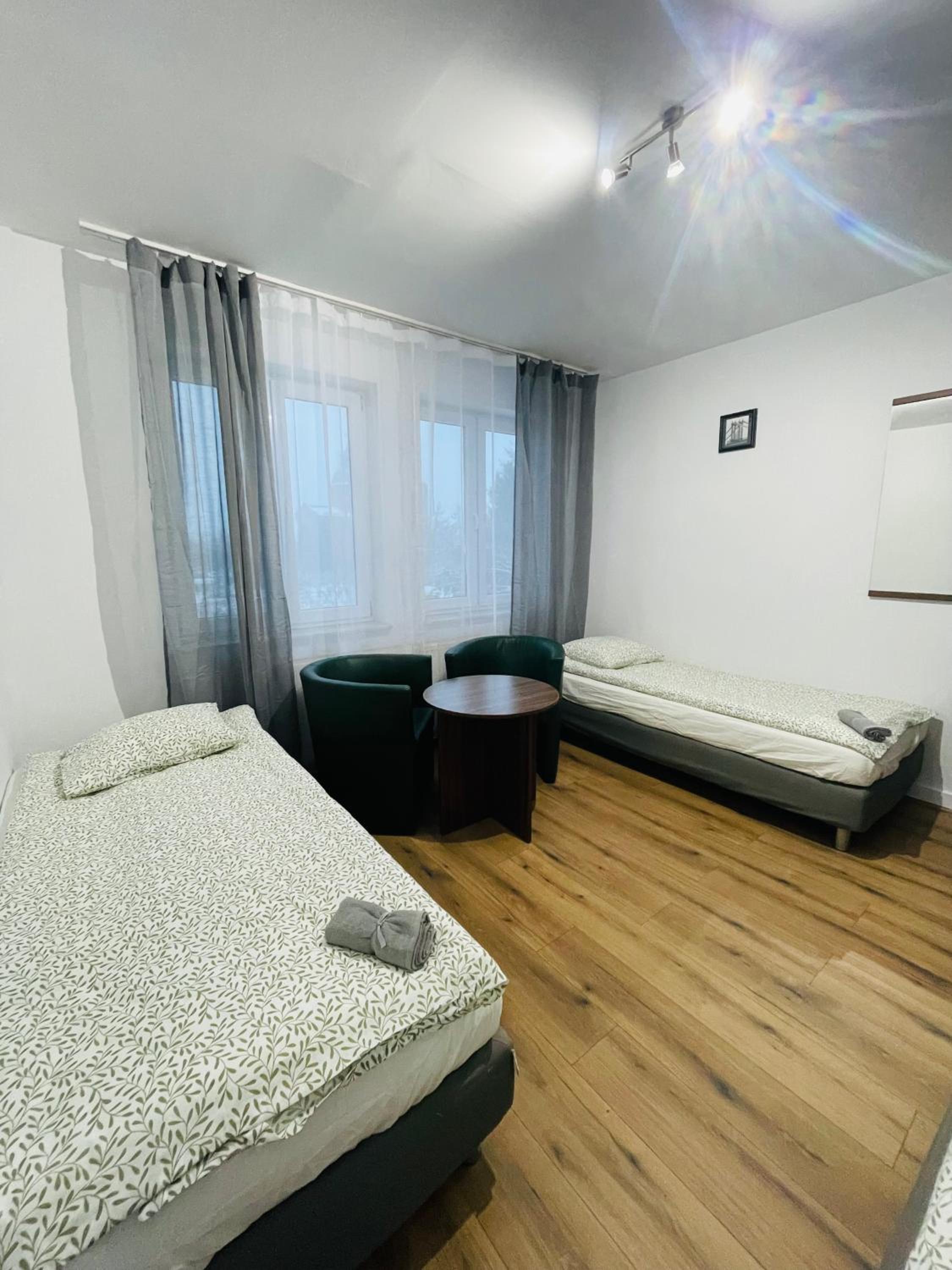 Triple Room with Private Bathroom - Photo 2