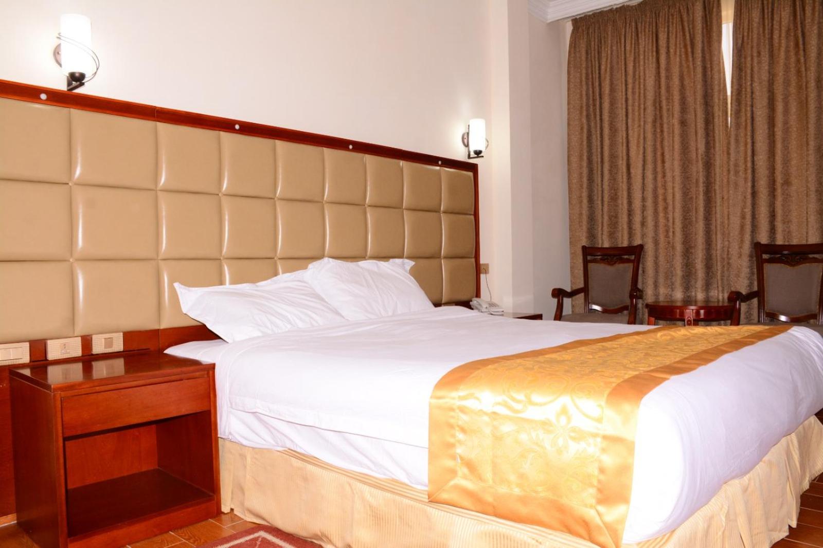 Deluxe Double Room With Balcony photo 3