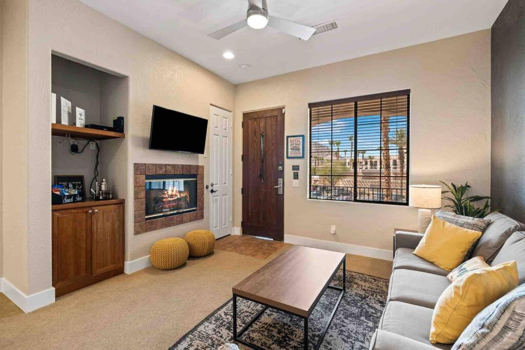 One-Bedroom Apartment photo 3