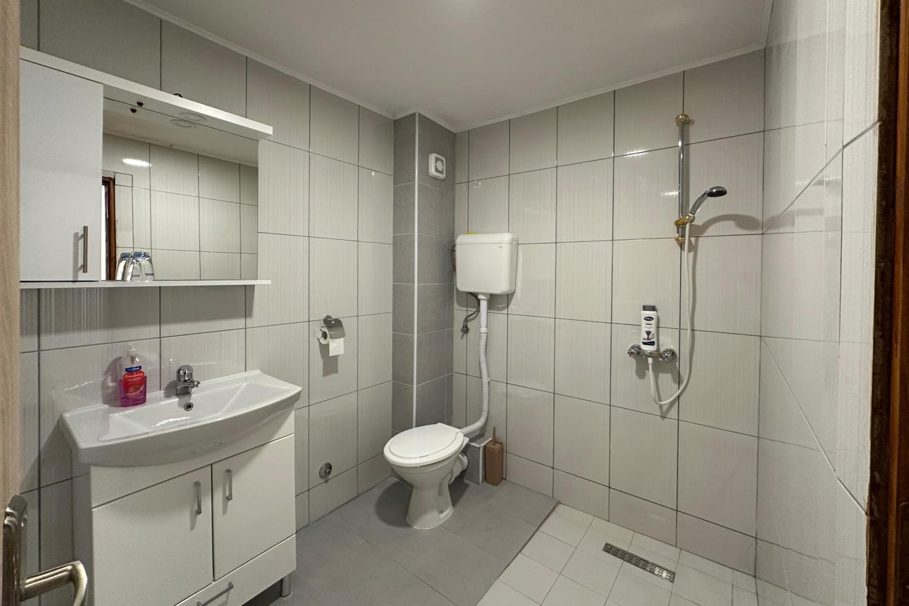 Standard Quadruple Room photo 3