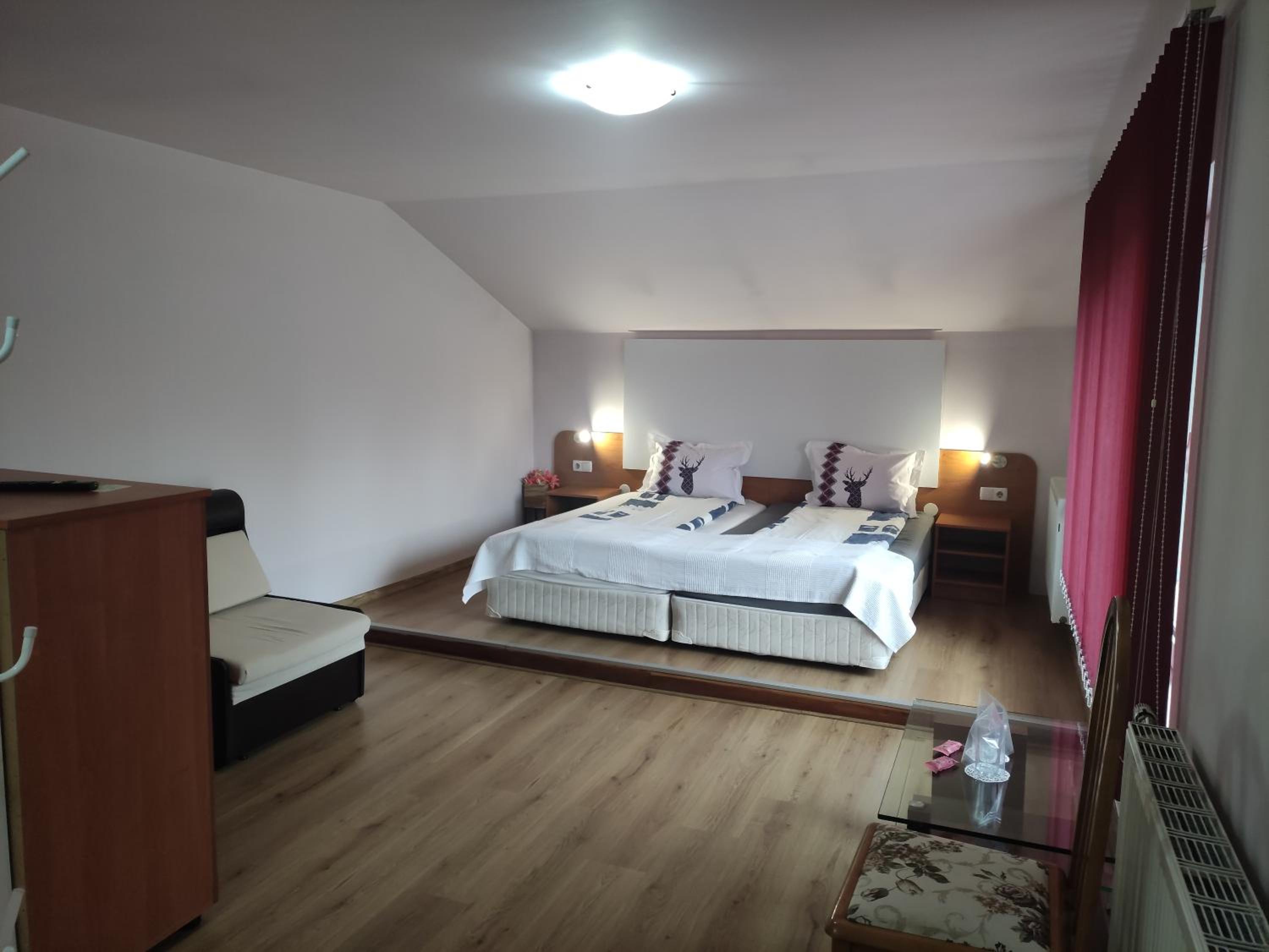 One-Bedroom Apartment With View photo 1