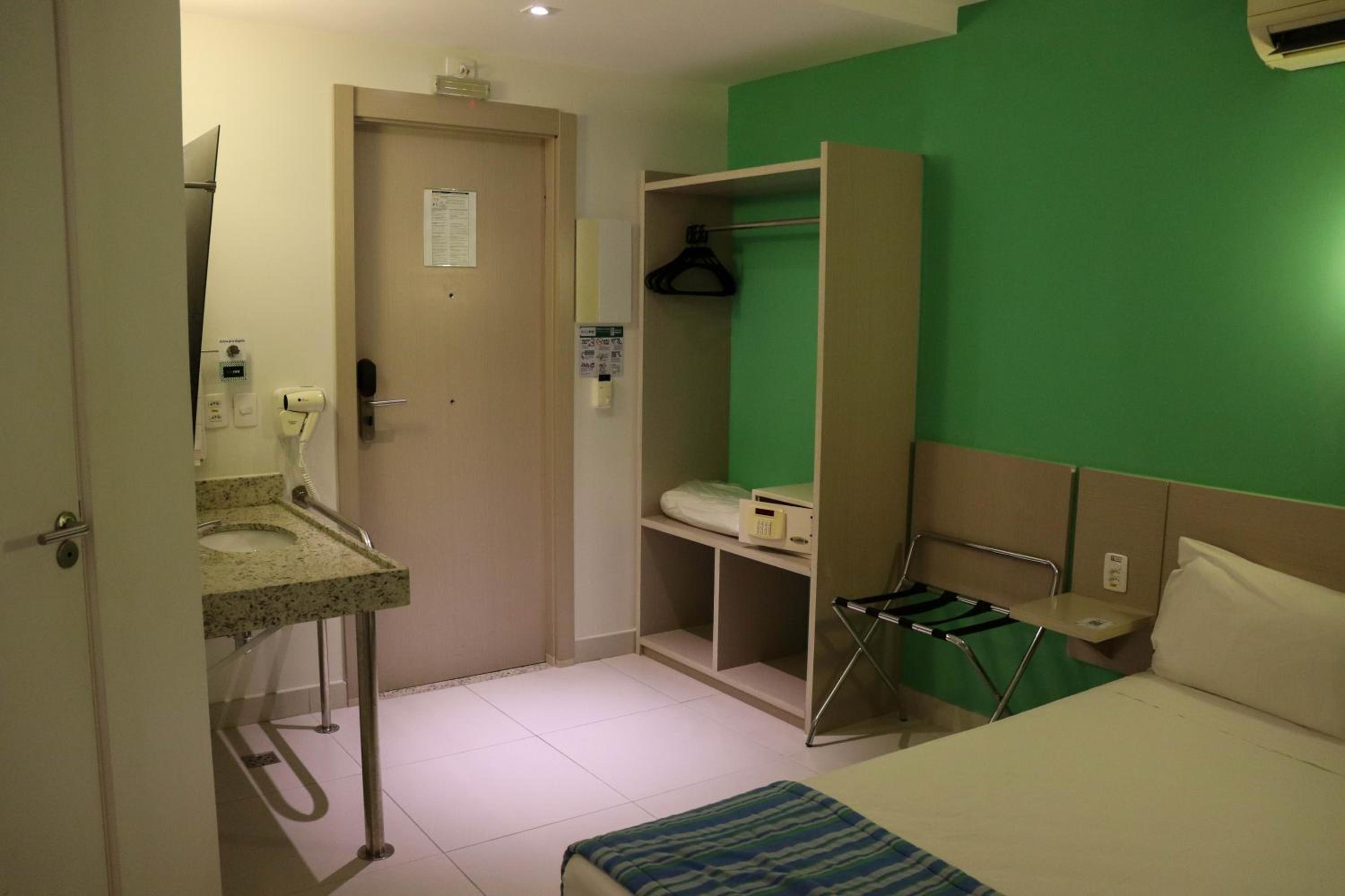 Apartment - Accessible photo 3