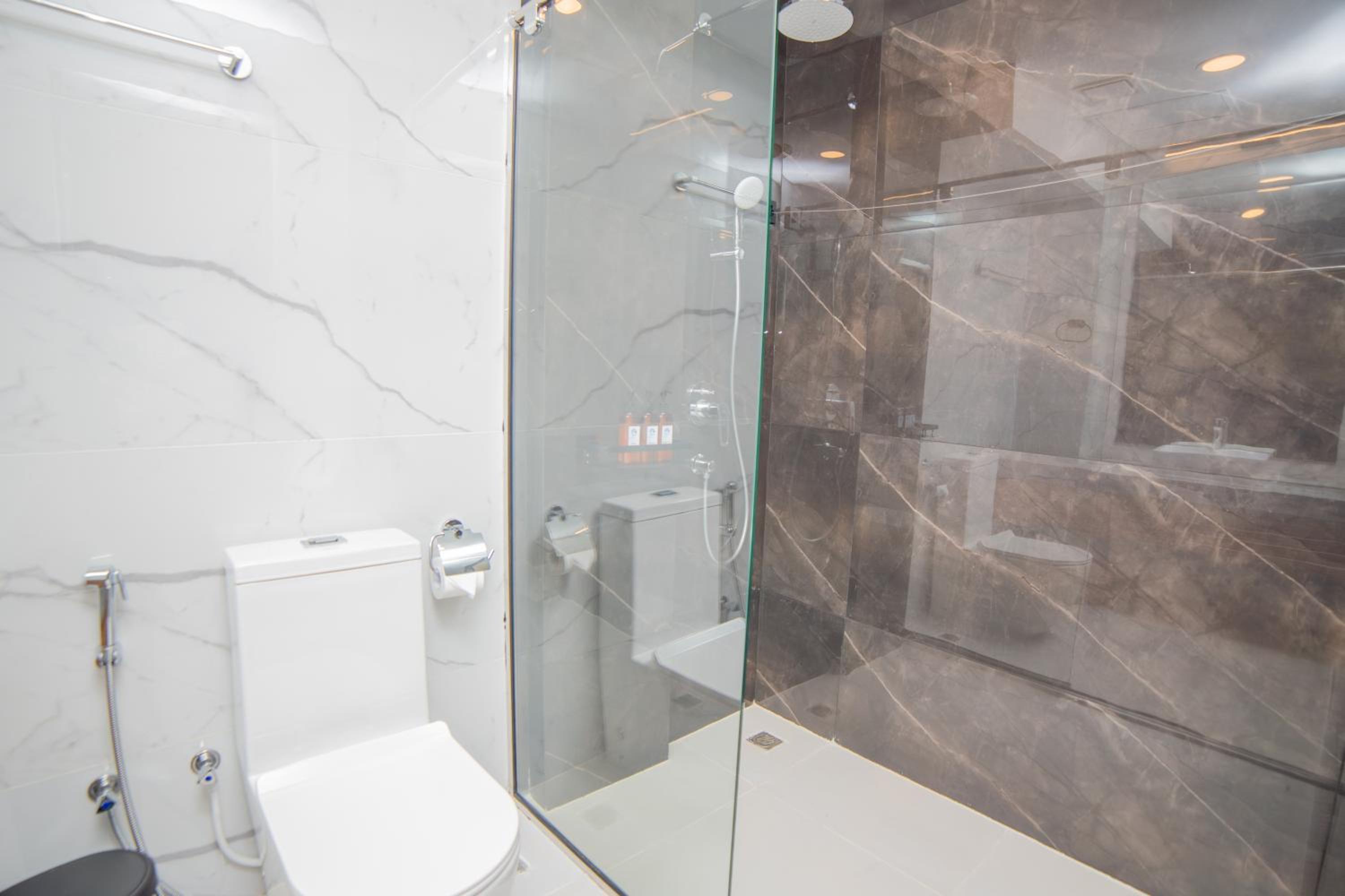 Deluxe Double Room with Balcony photo 2