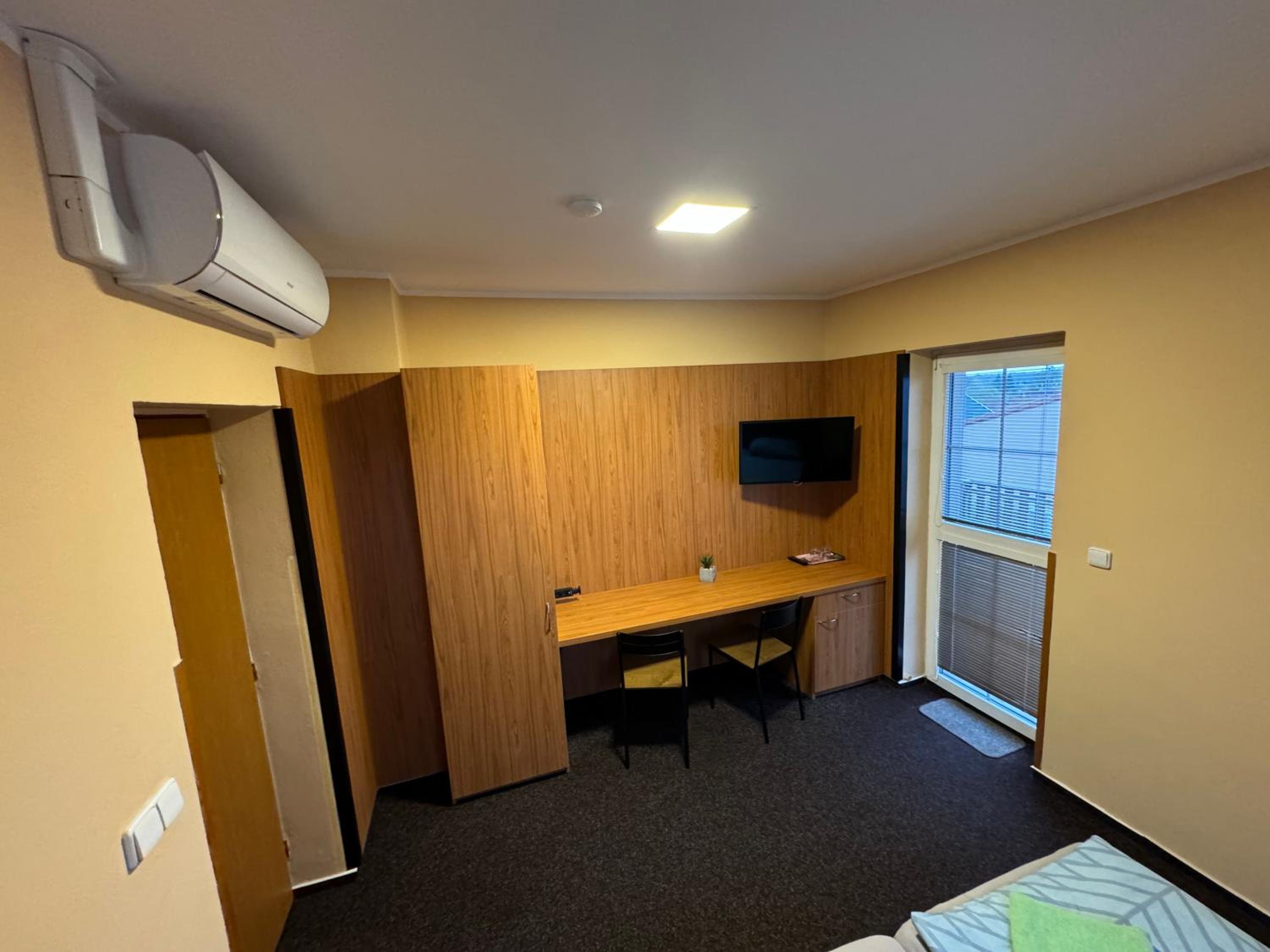 Double Room with Balcony photo 3