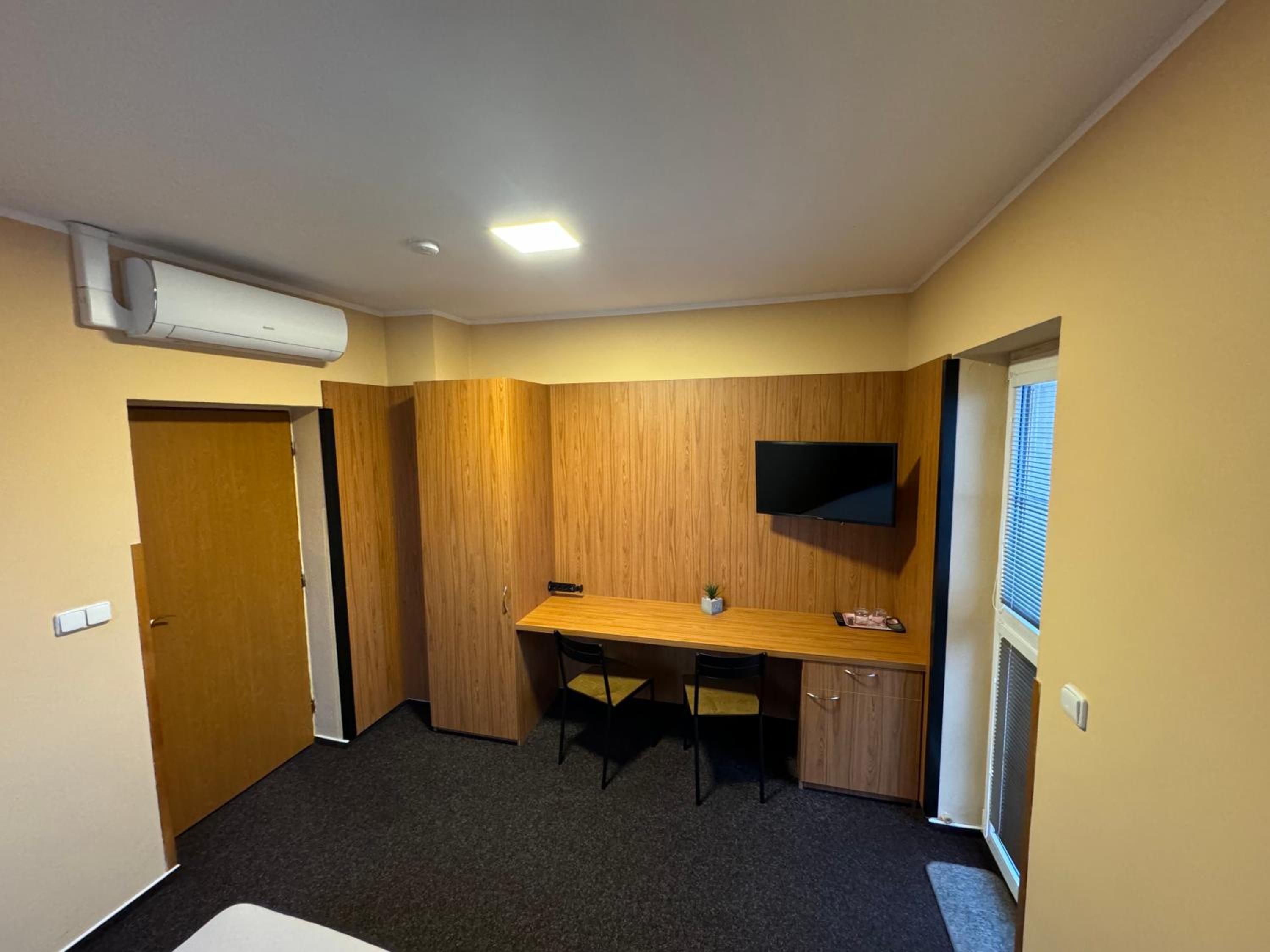 Double Room with Balcony photo 2