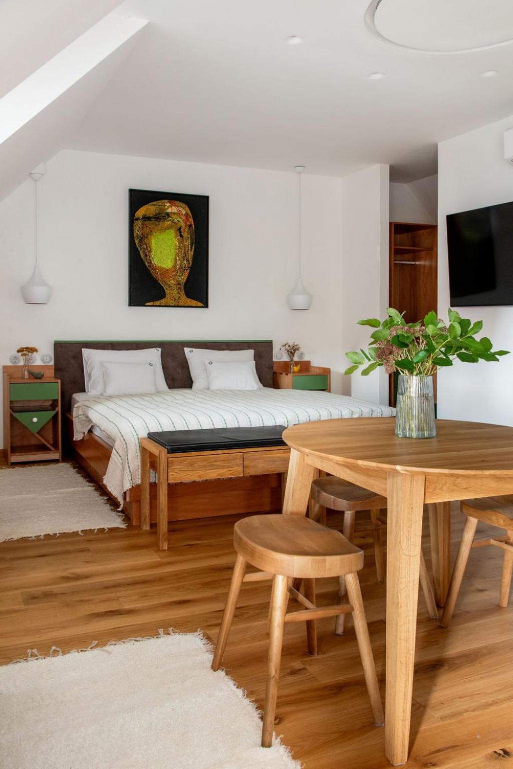 Apartment with Garden View - Photo 1