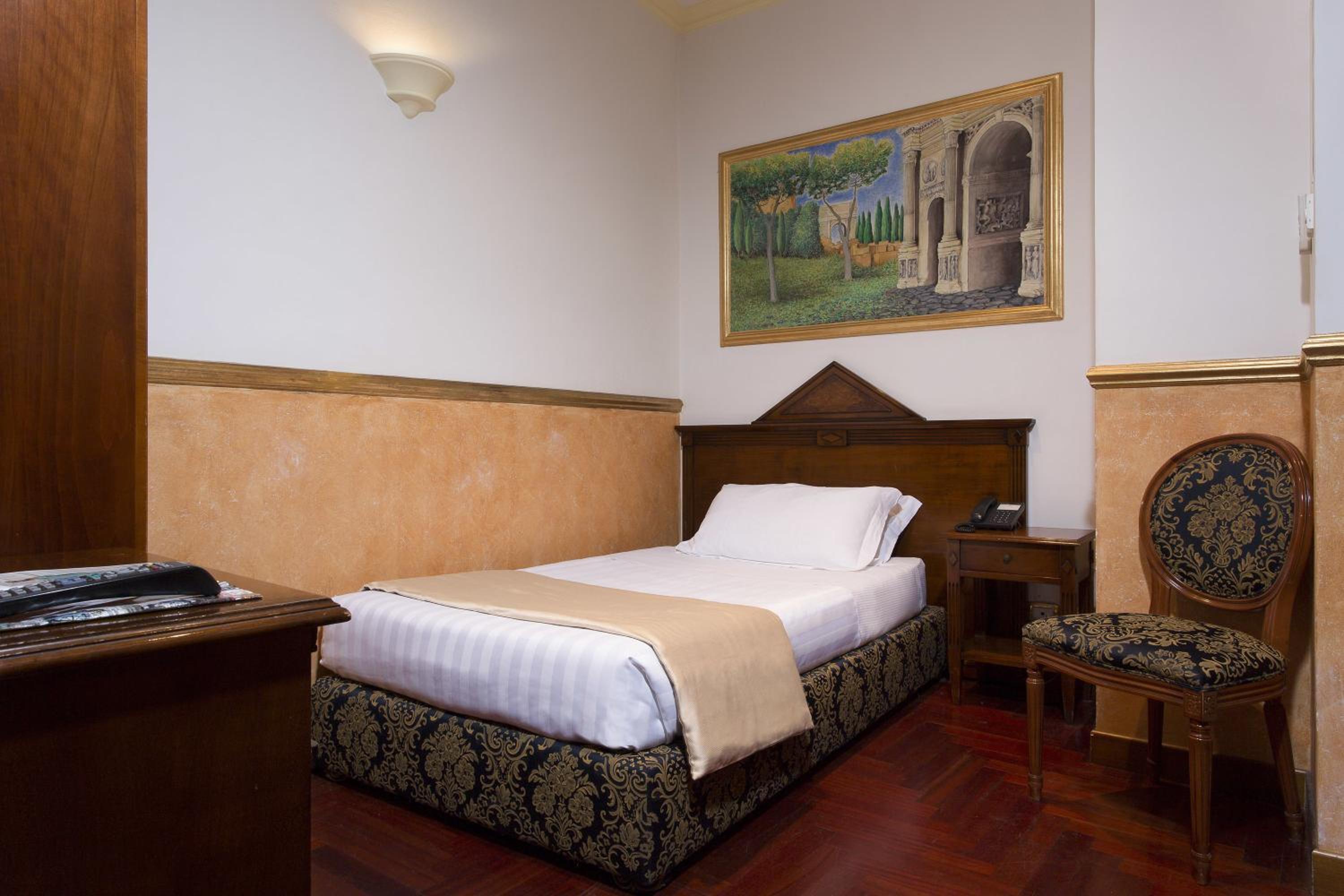 Economy Single Room photo 2