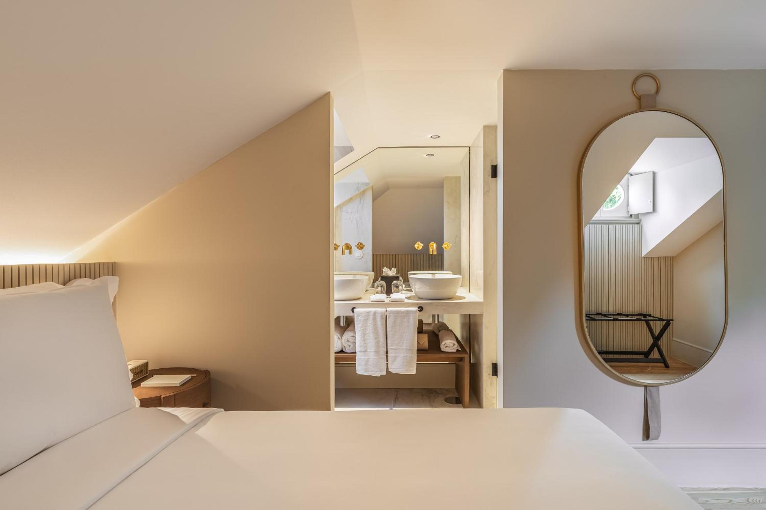 Attic Room (Park View) photo 2