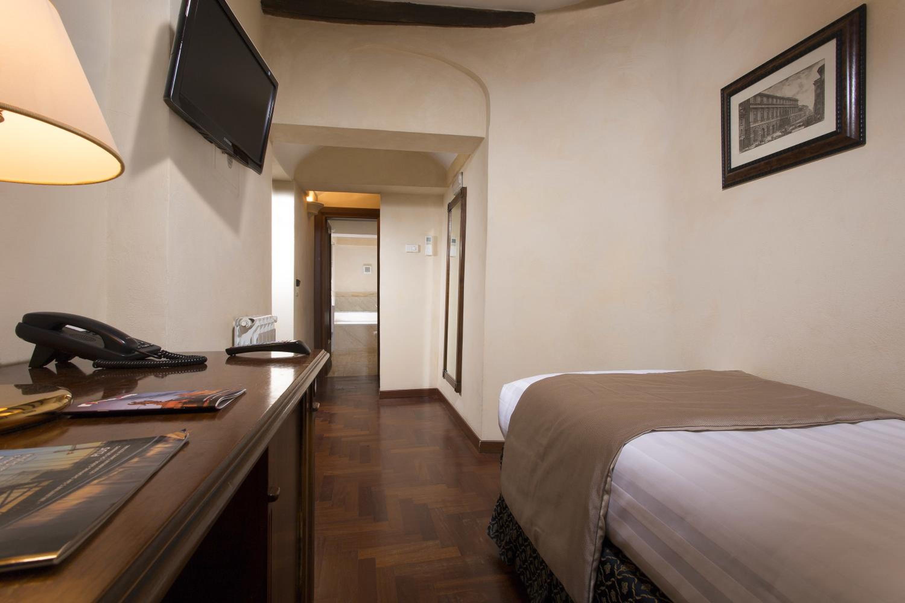 Comfort Single Room with Terrace photo 1