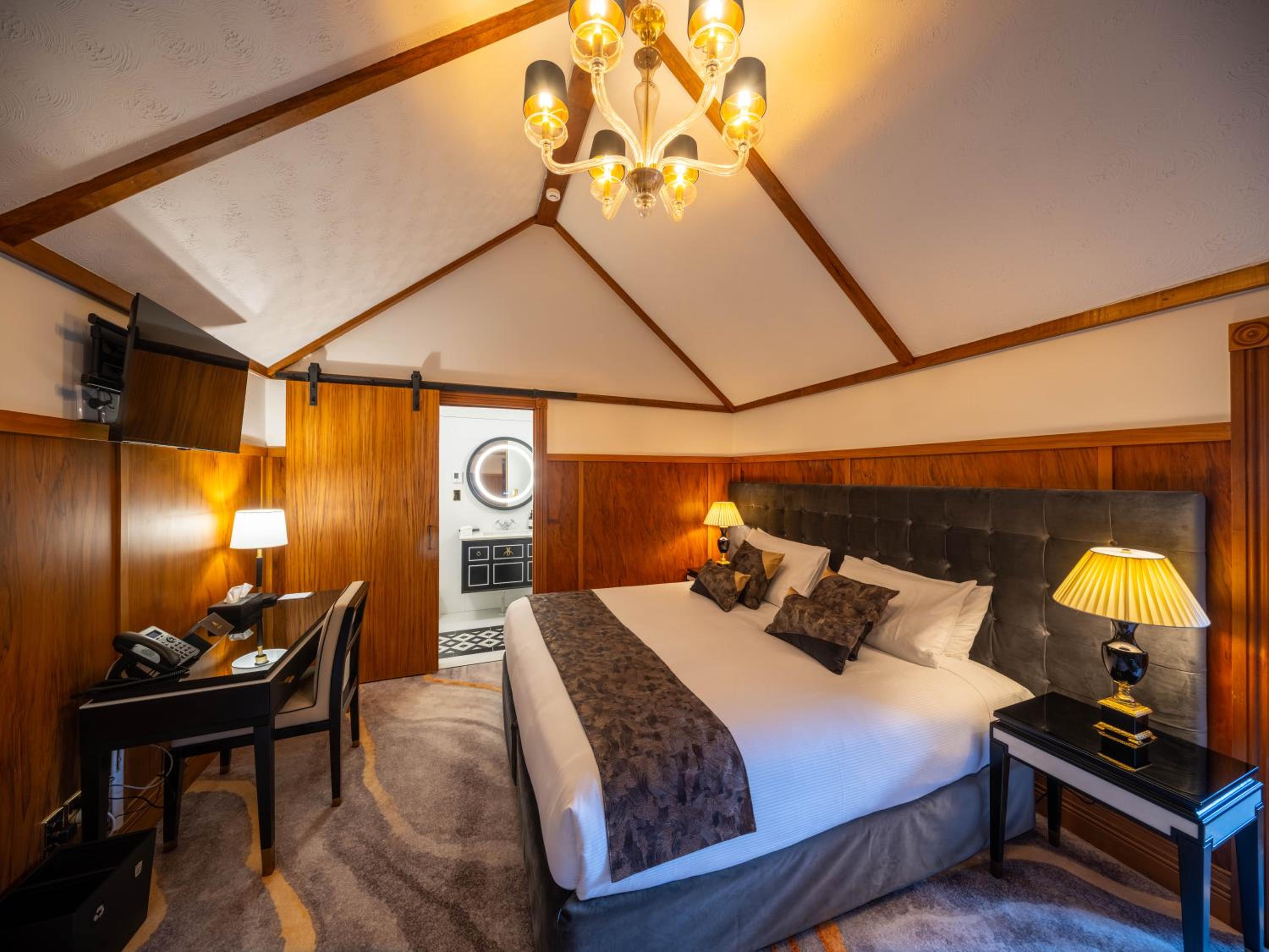 Lodge King - Photo 11