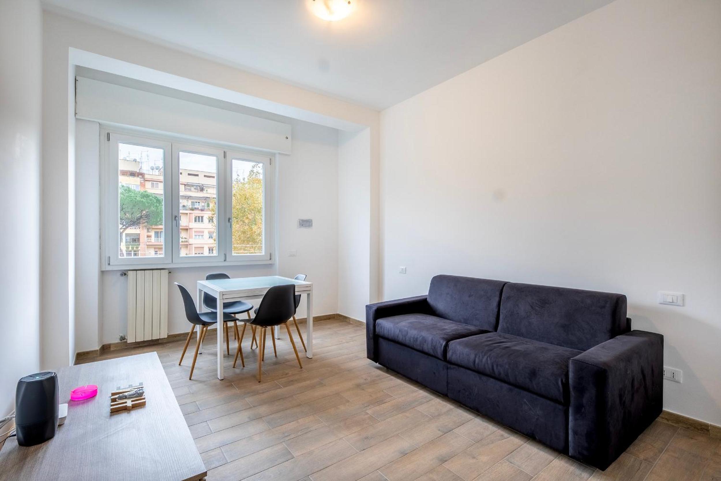 One-Bedroom Apartment
