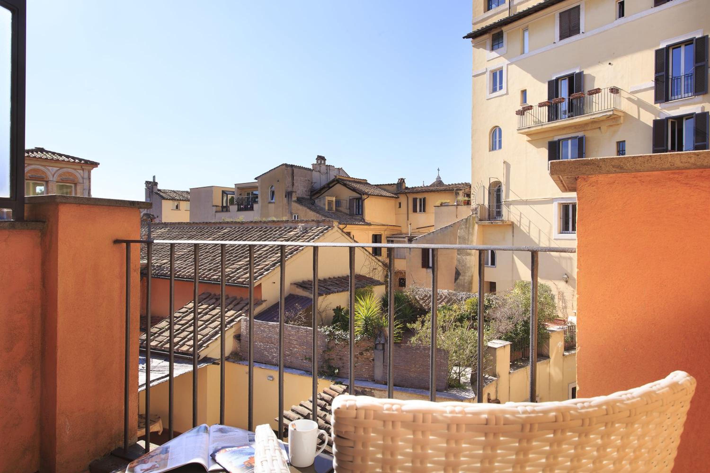 Superior Single Room with Balcony photo 3