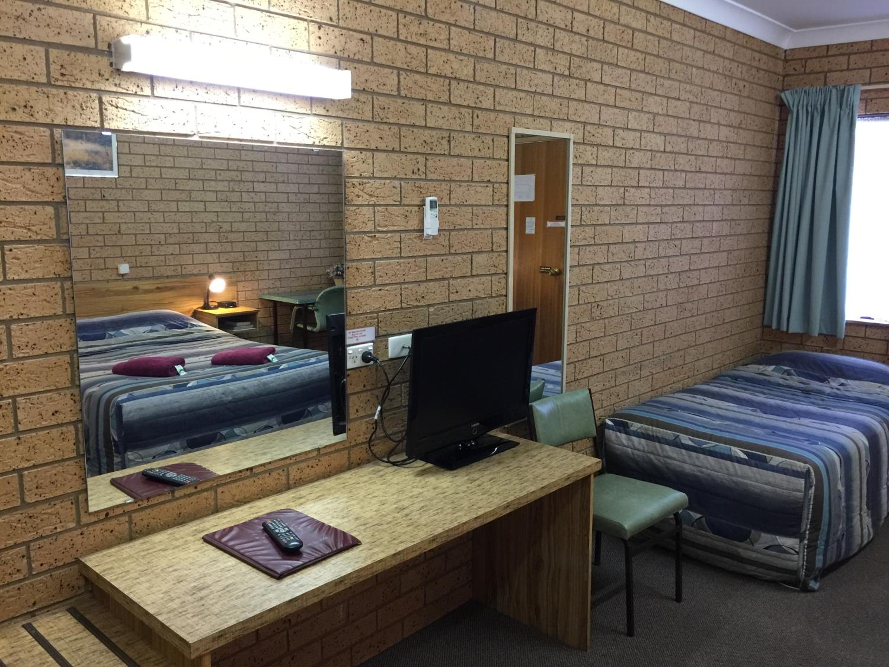 Triple Room - Disability Access photo 2