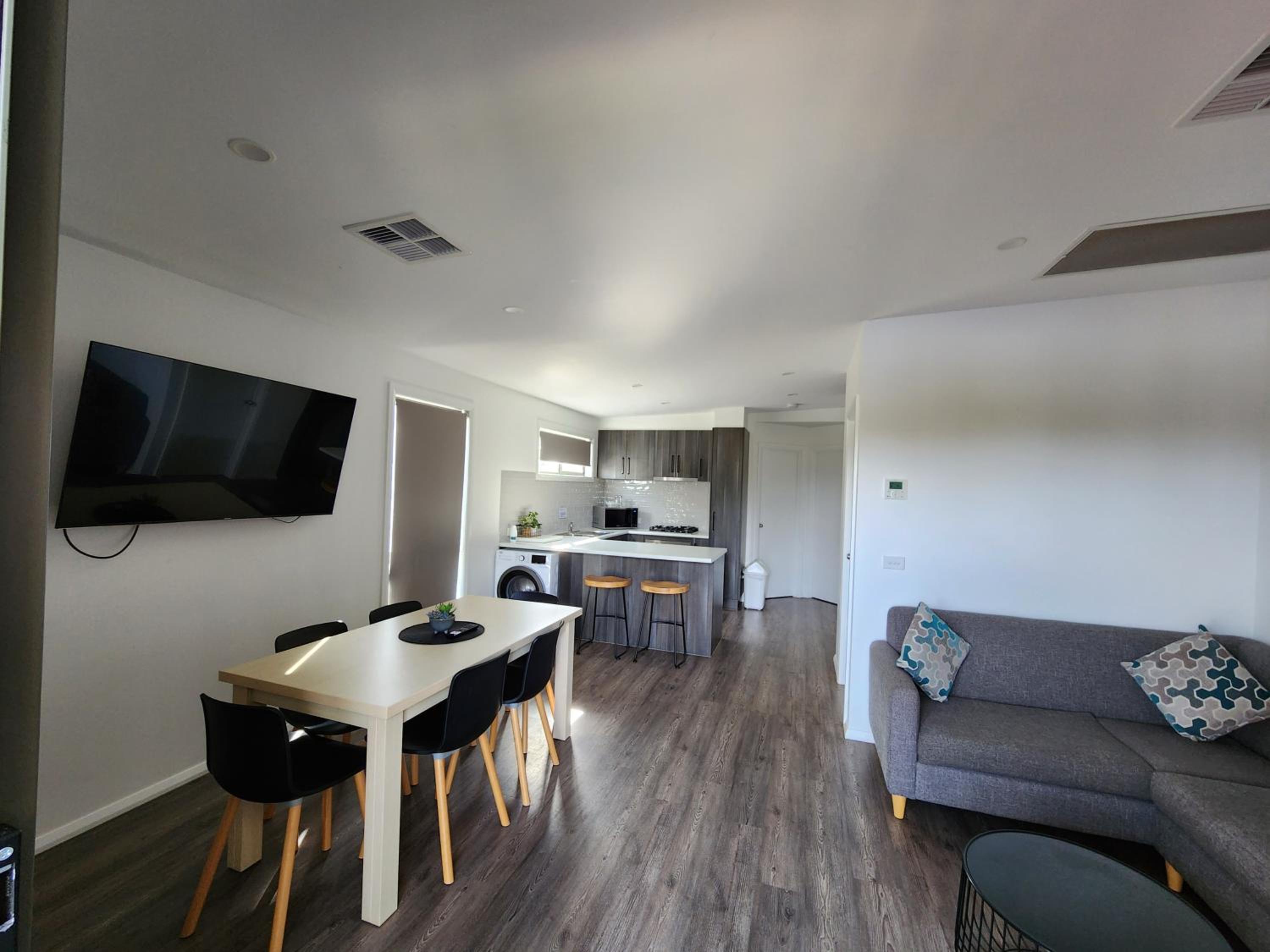 Deluxe Elevated Riverfront Cabin  photo 3