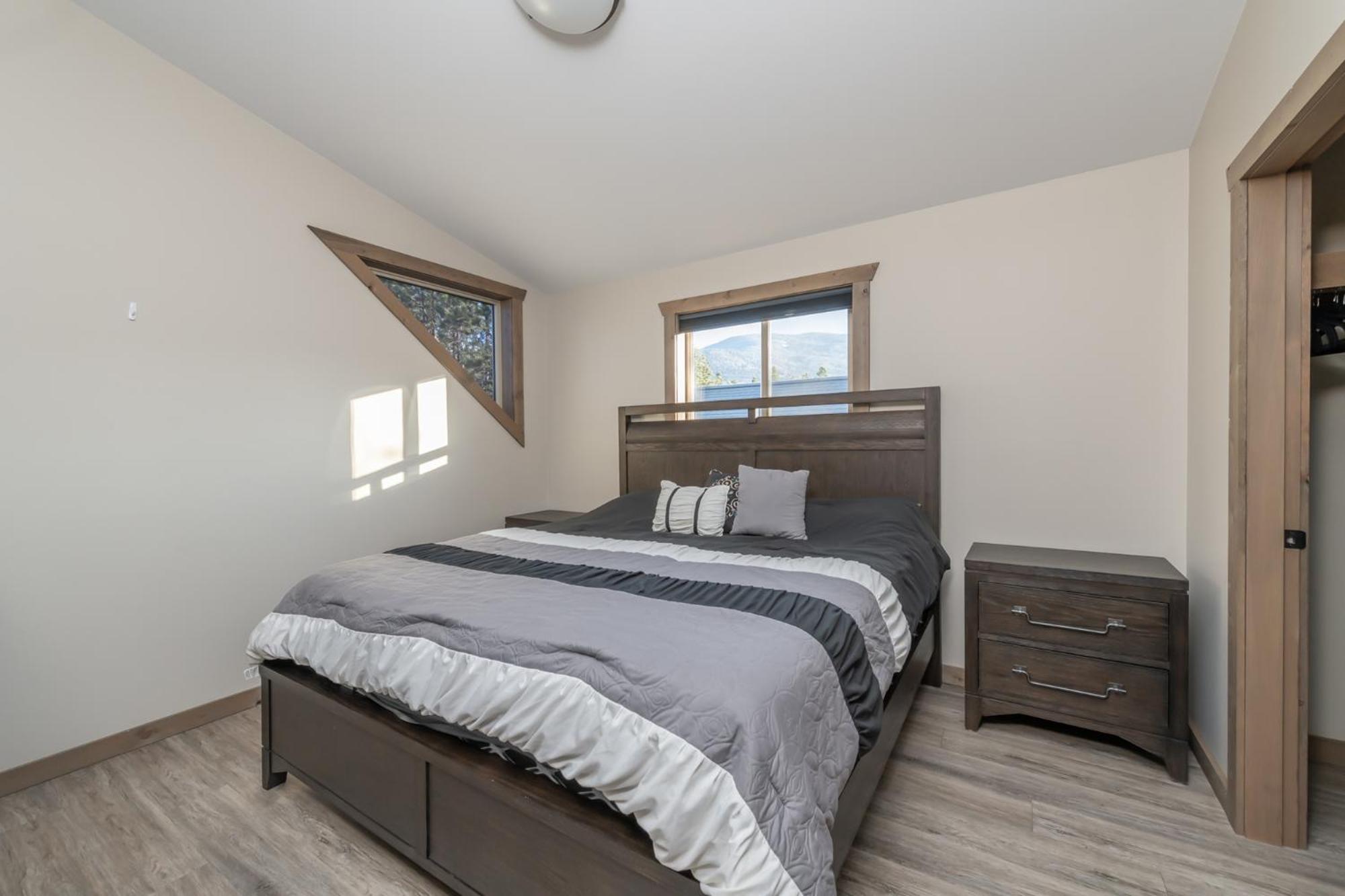 Four-Bedroom House photo 1