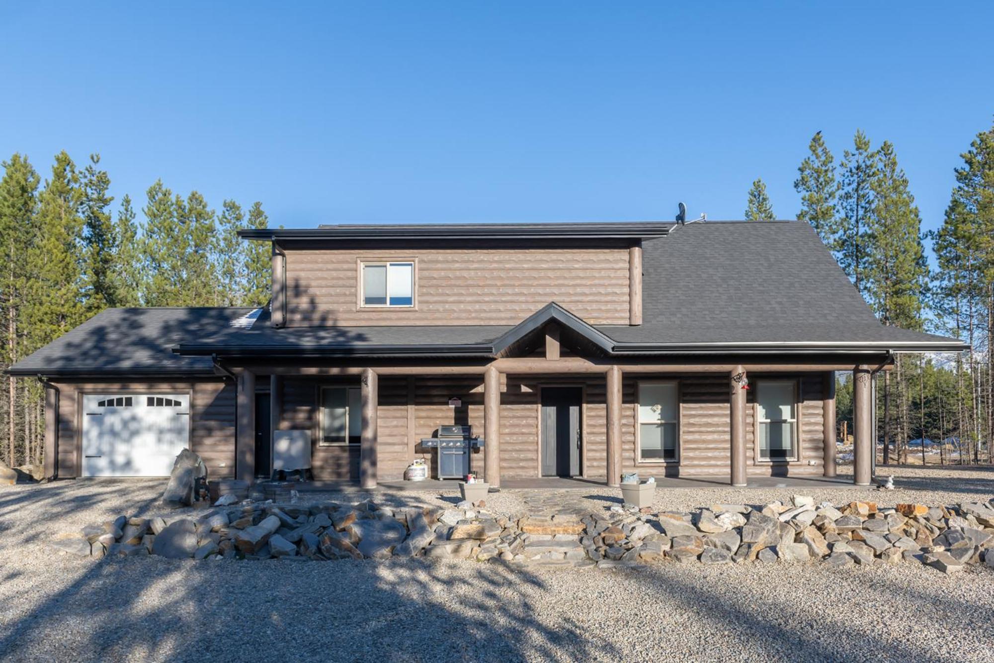 Four-Bedroom House photo 2