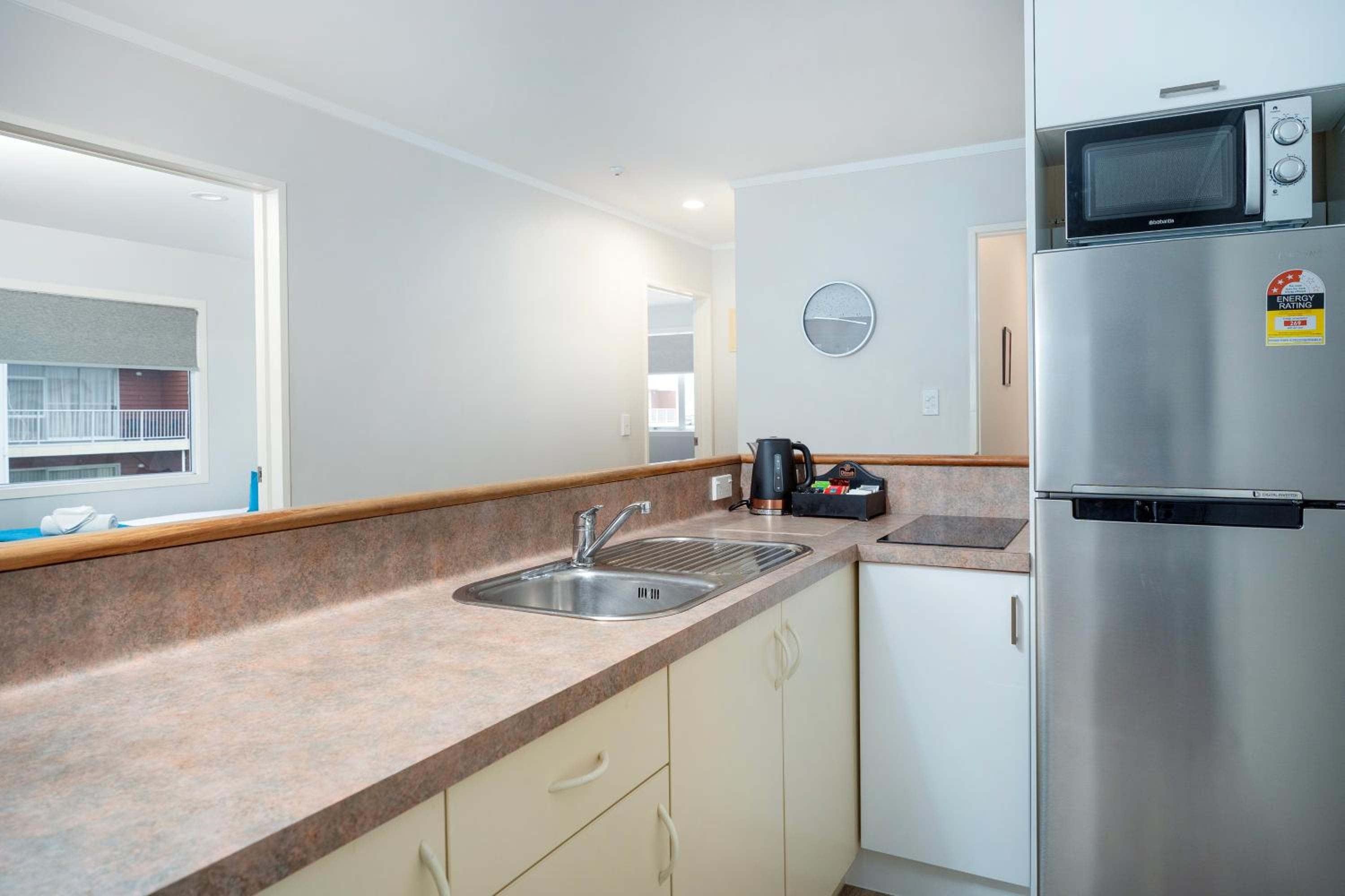 Two Bedroom Apartment with Sea View - First Floor photo 2