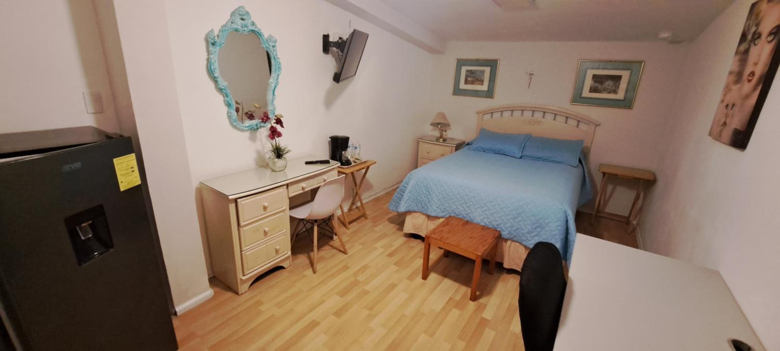 Double Room - Photo 26
