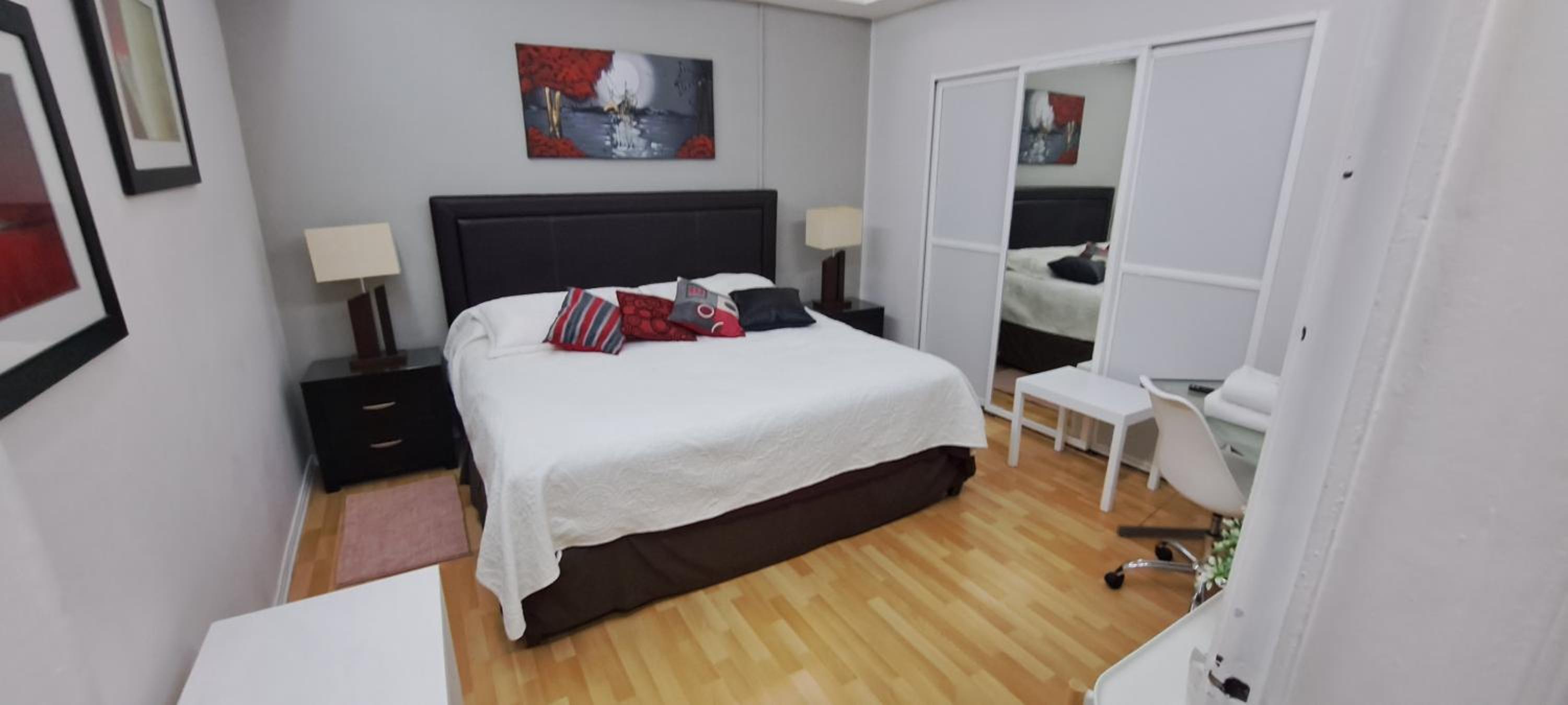 Deluxe Room (2 Adults + 1 Child)
