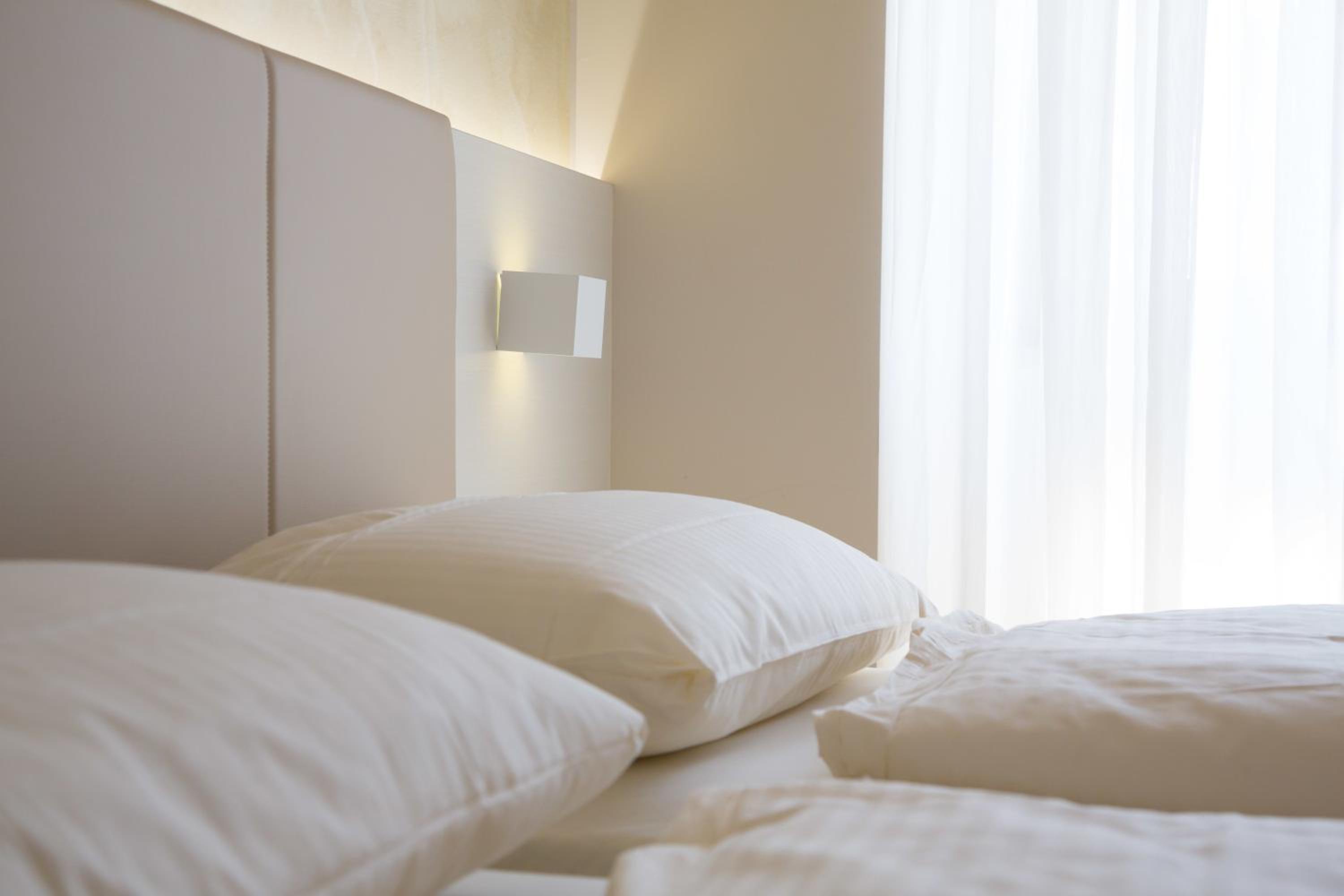 Superior Double or Twin Room - Photo 12