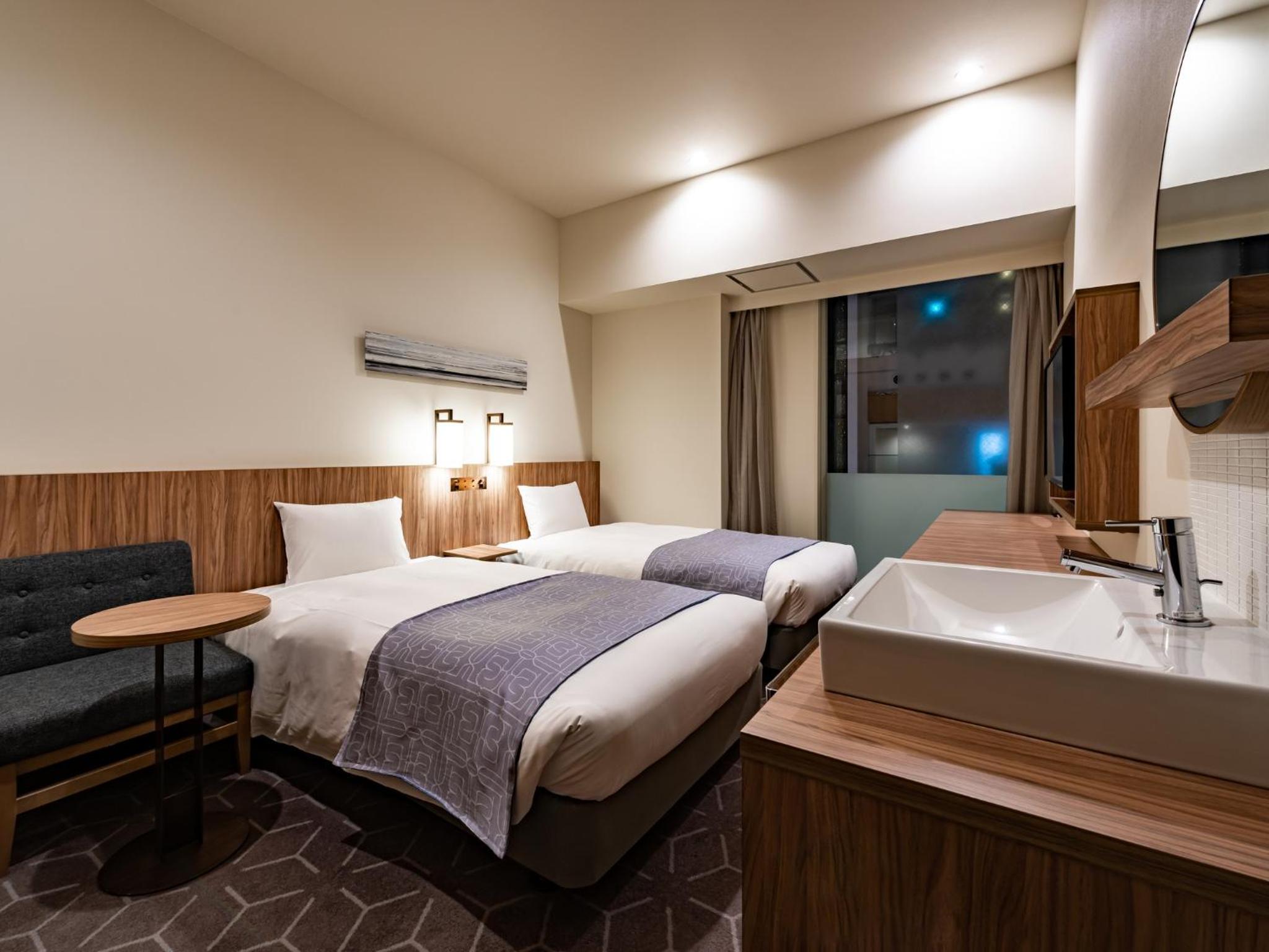 Renovated Economy Twin Room - Non-Smoking