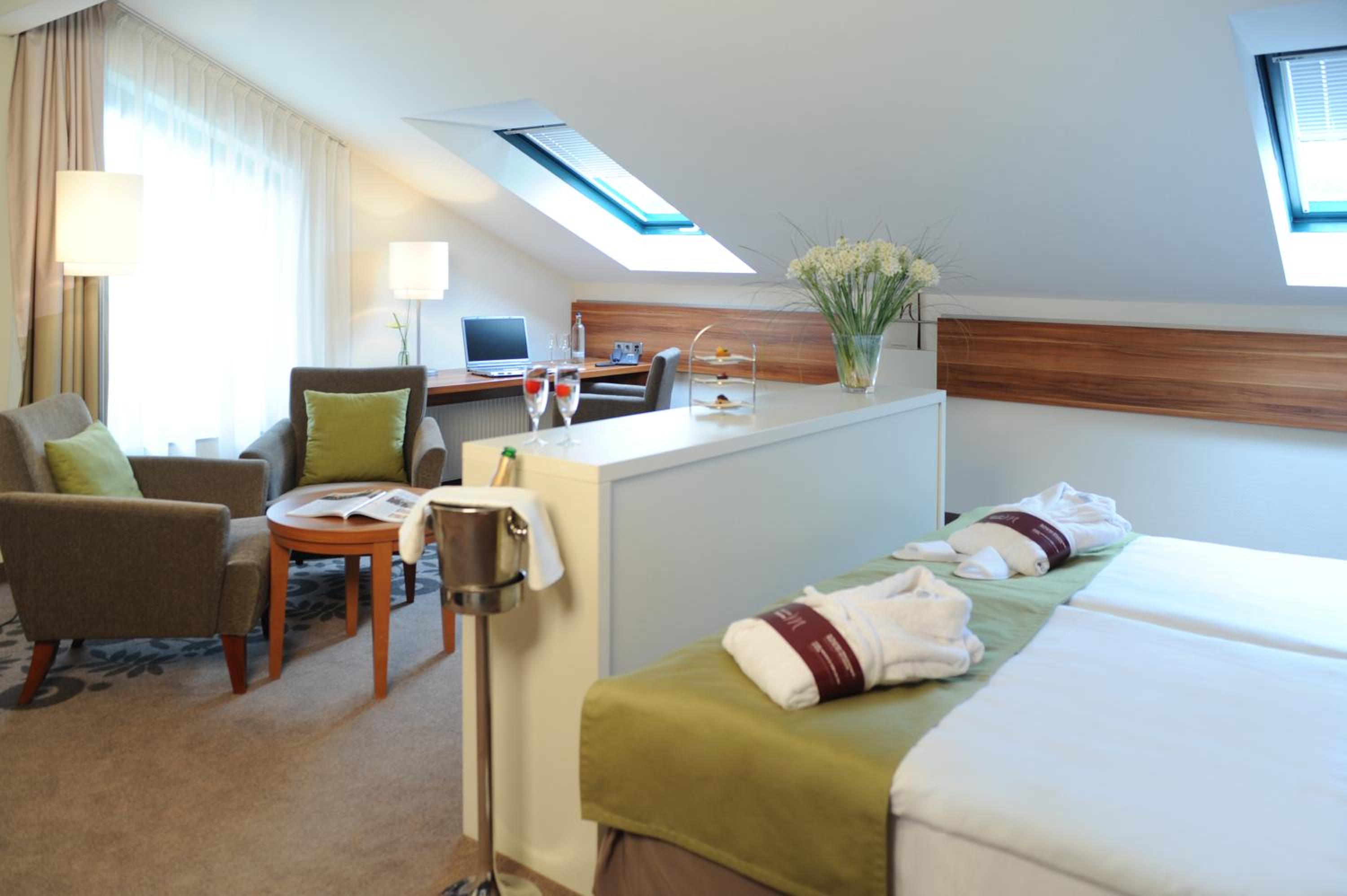 Superior Suite - Photo 2
