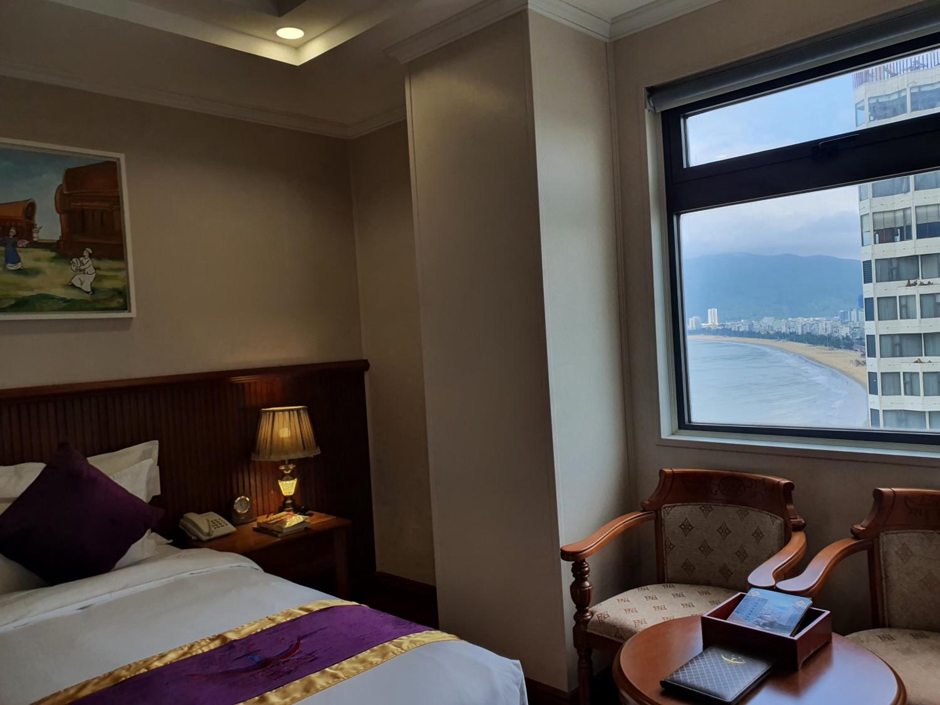 Superior Twin Room with City View photo 2