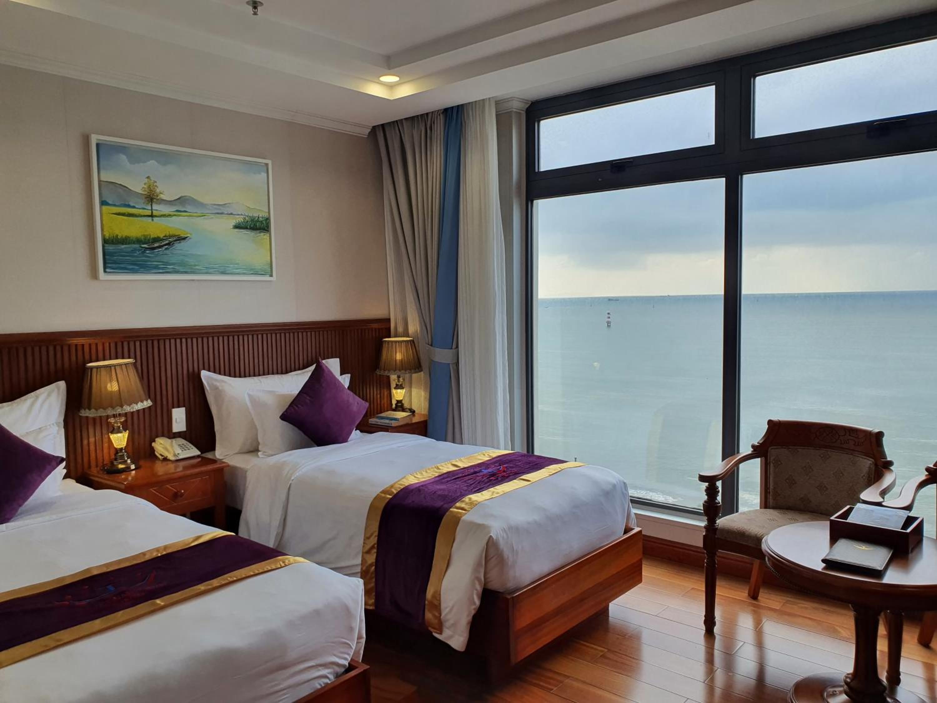 Deluxe Twin Room with Sea View