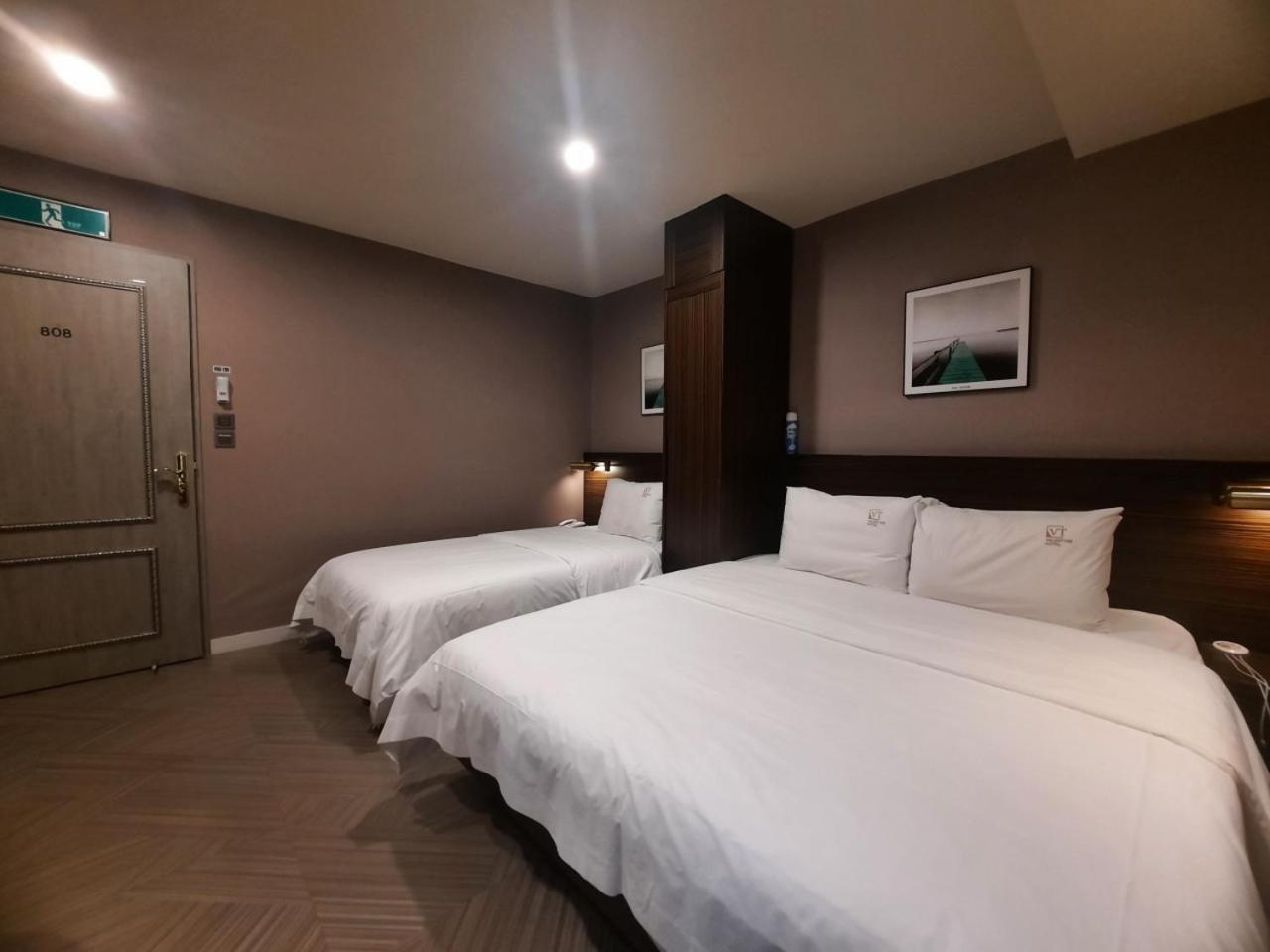 Deluxe Twin Room - Photo 1