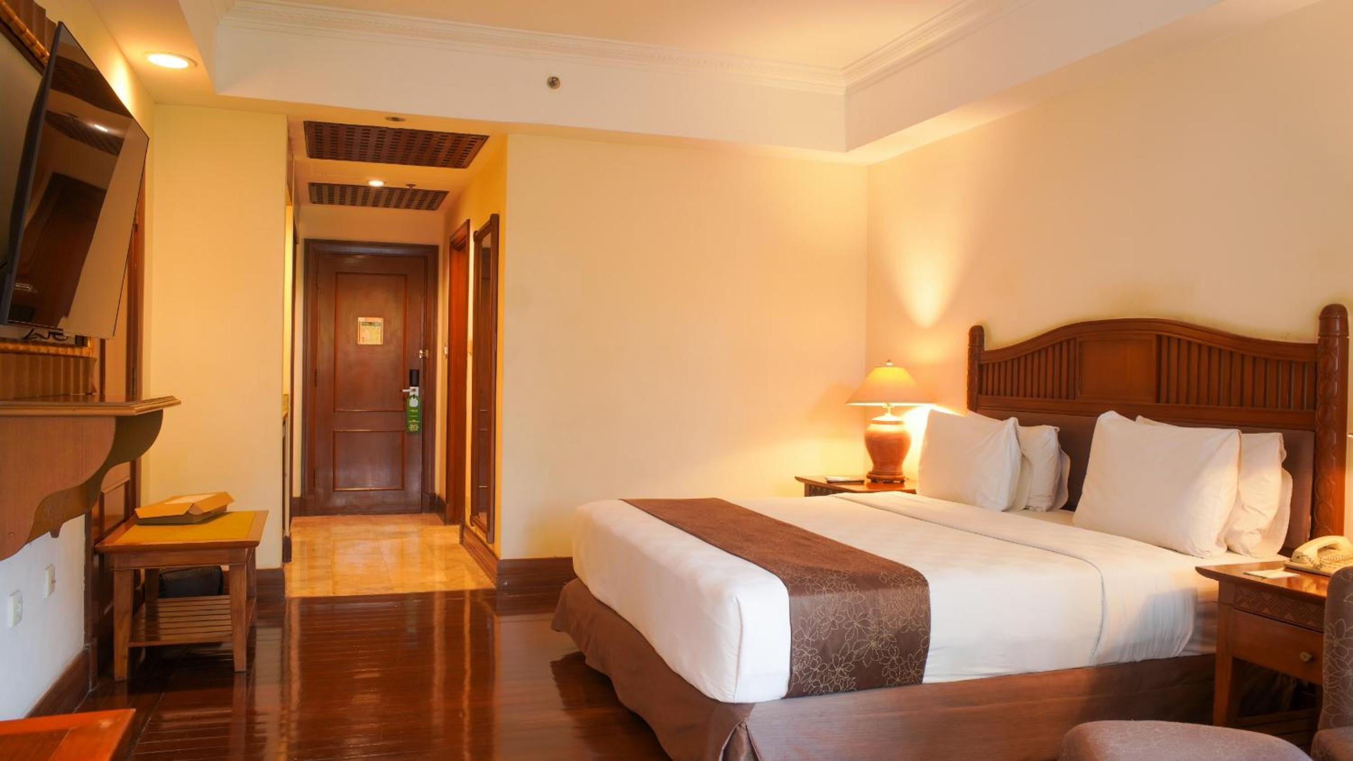 Executive King Room - Photo 3
