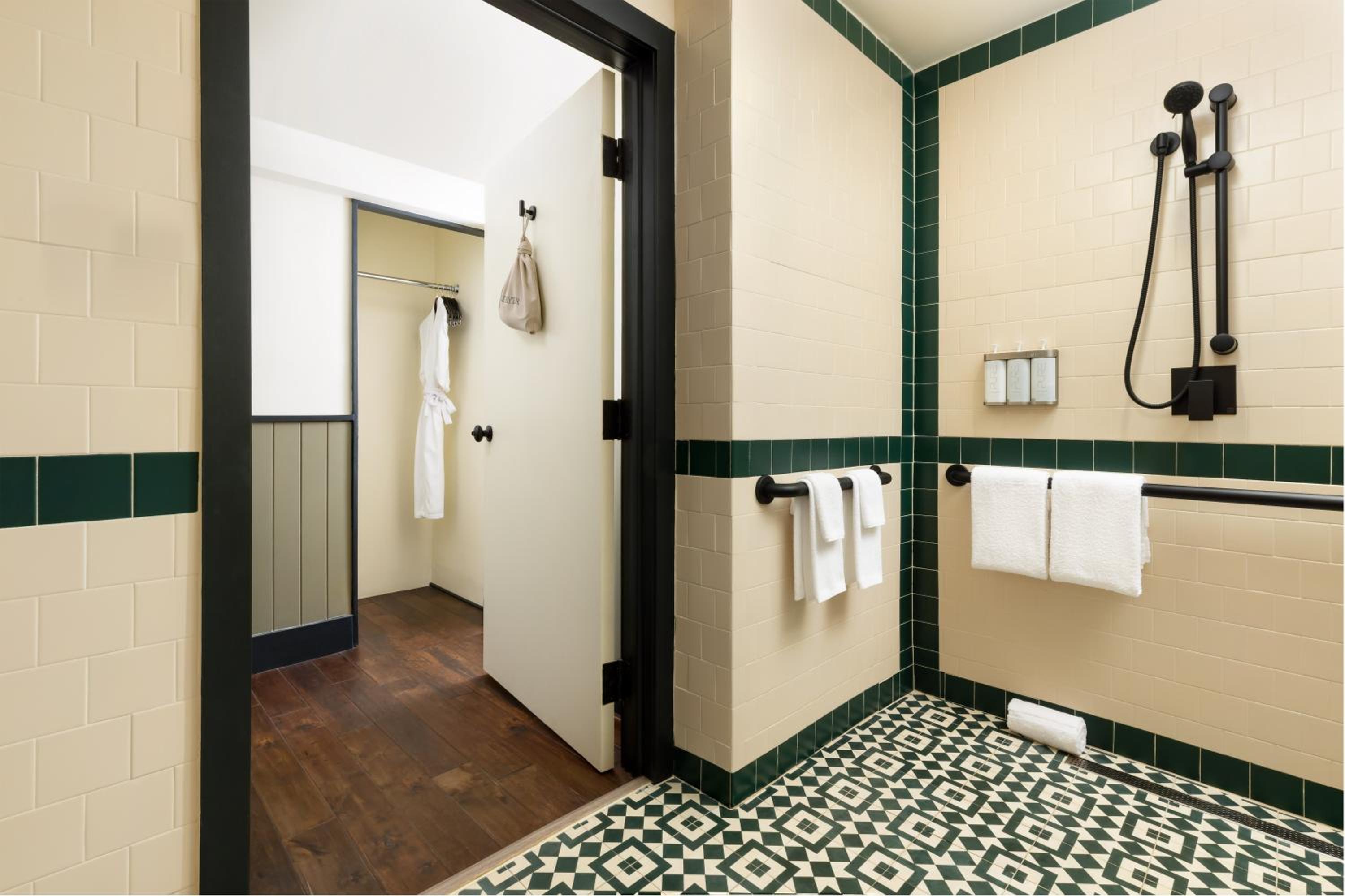 King Room - Disability Access