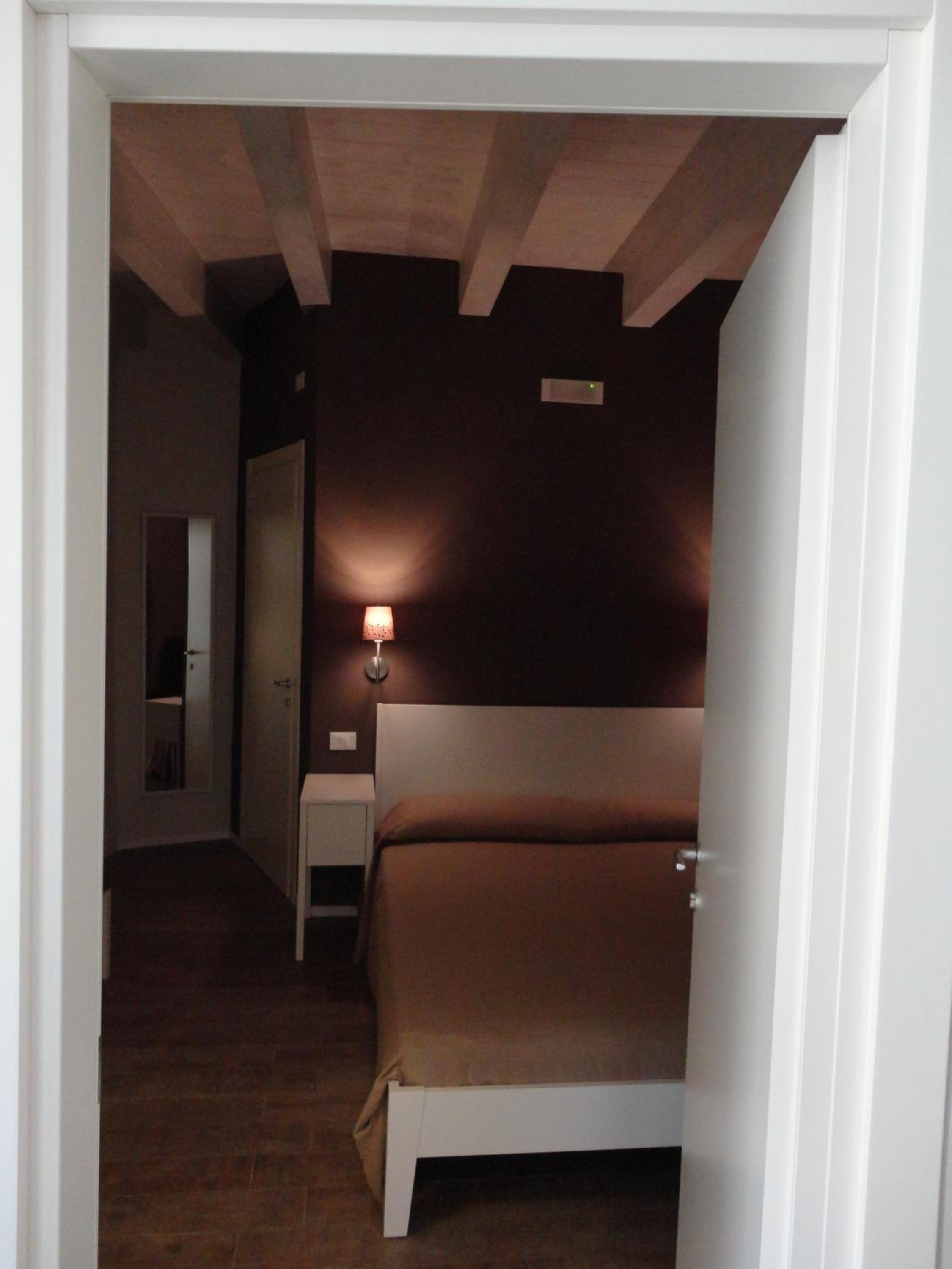 Double Room With Private Bathroom photo 2