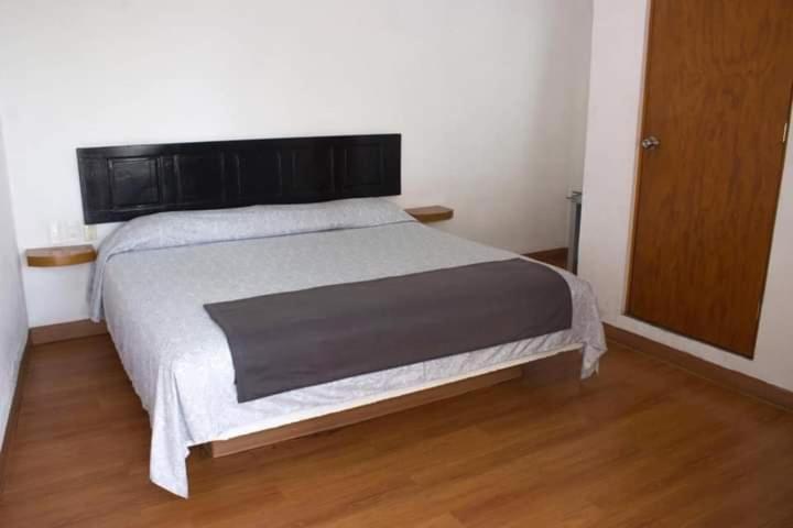 Double or Twin Room photo 1