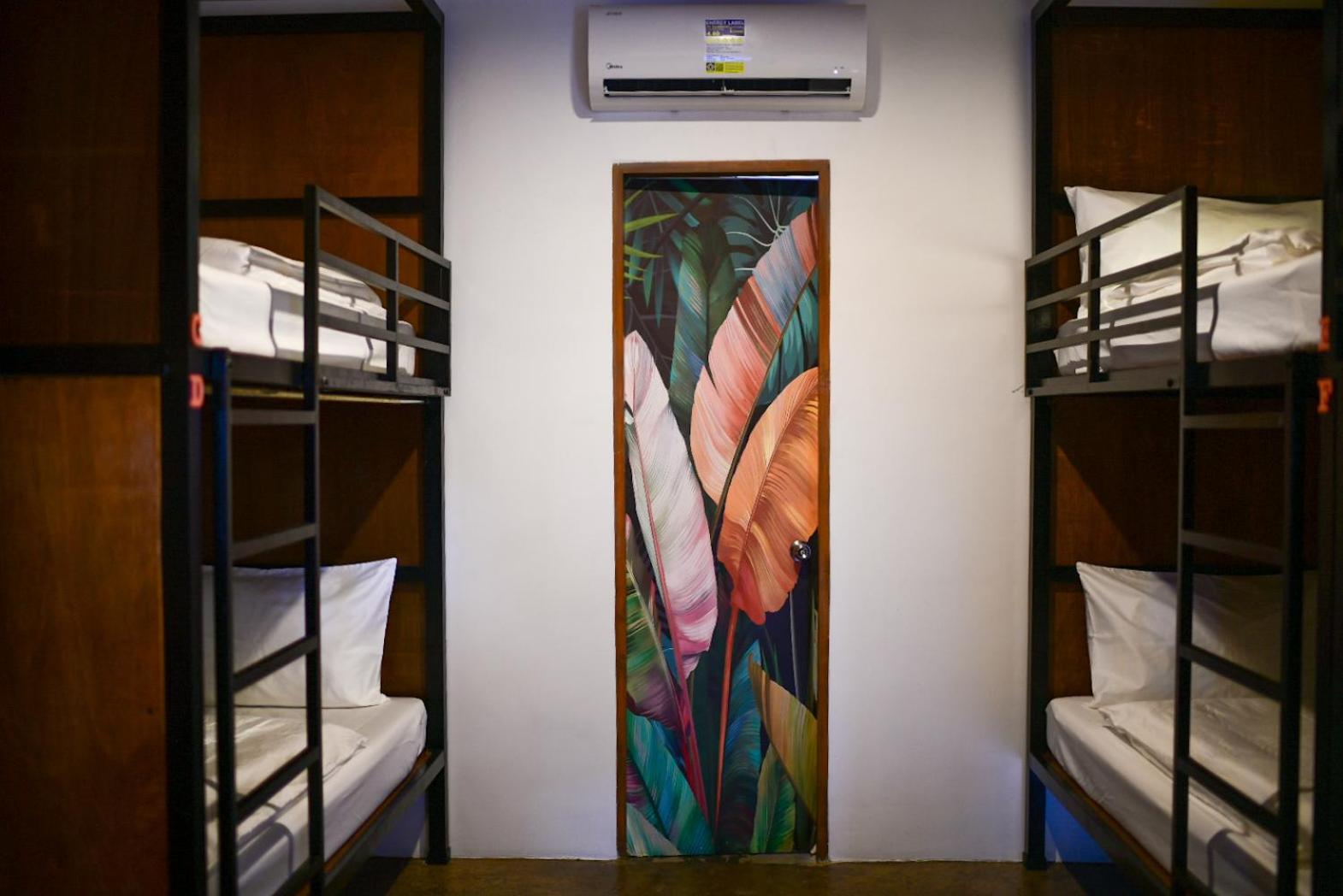 Private Dormitory-8 Beds photo 2