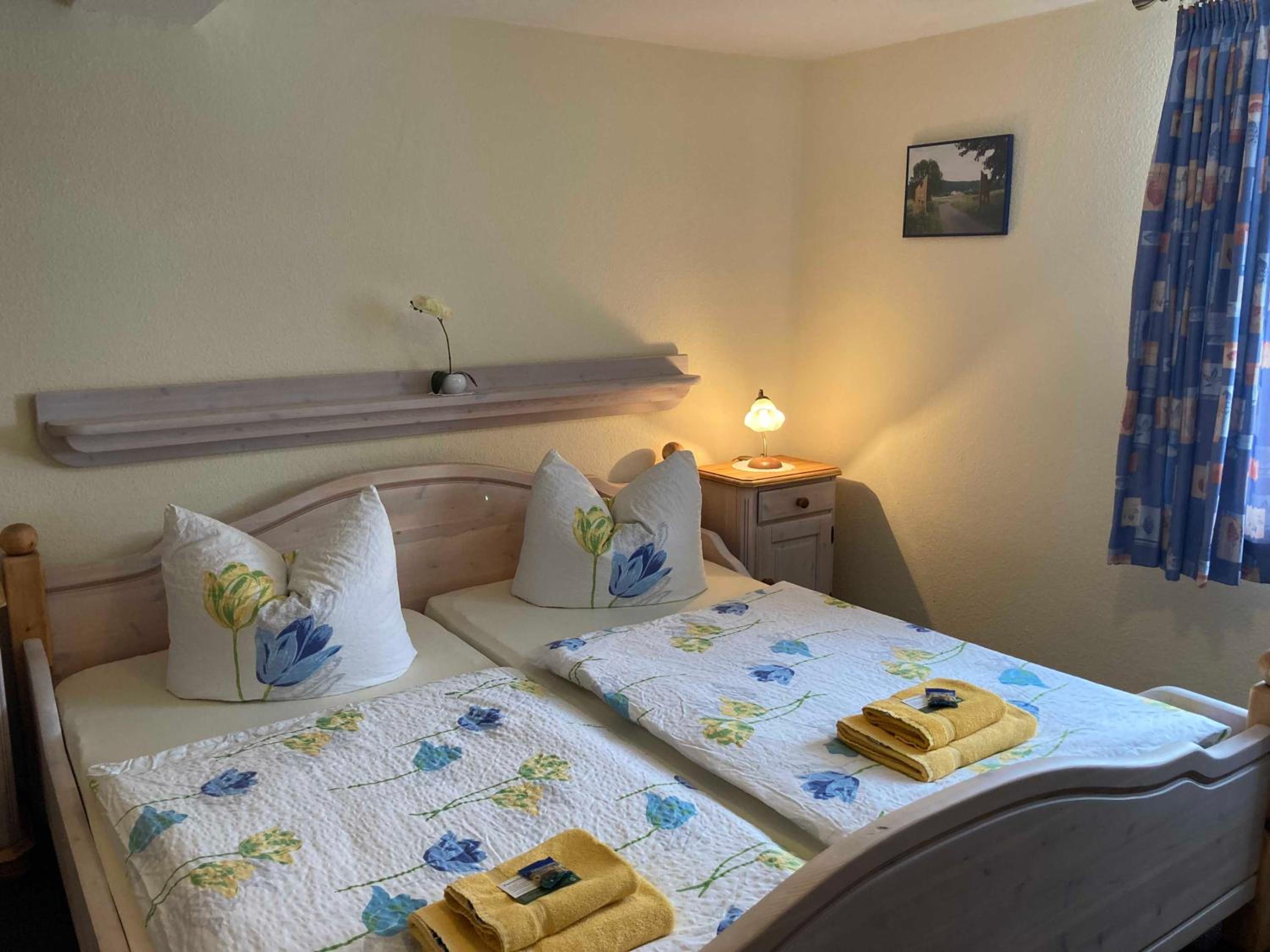 Deluxe Room (2 Adults + 1 Child) photo 1
