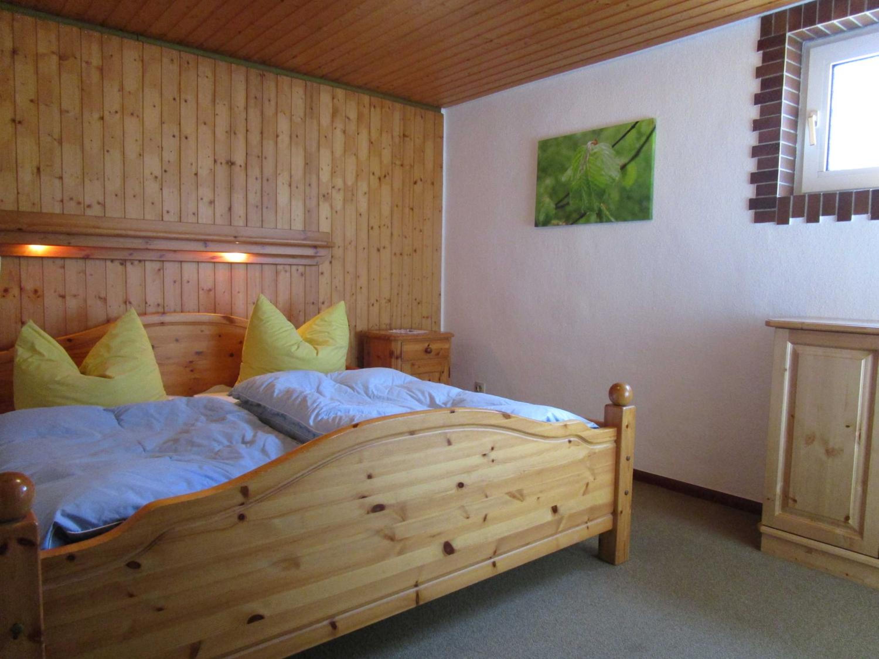 Four-Bedroom House photo 2